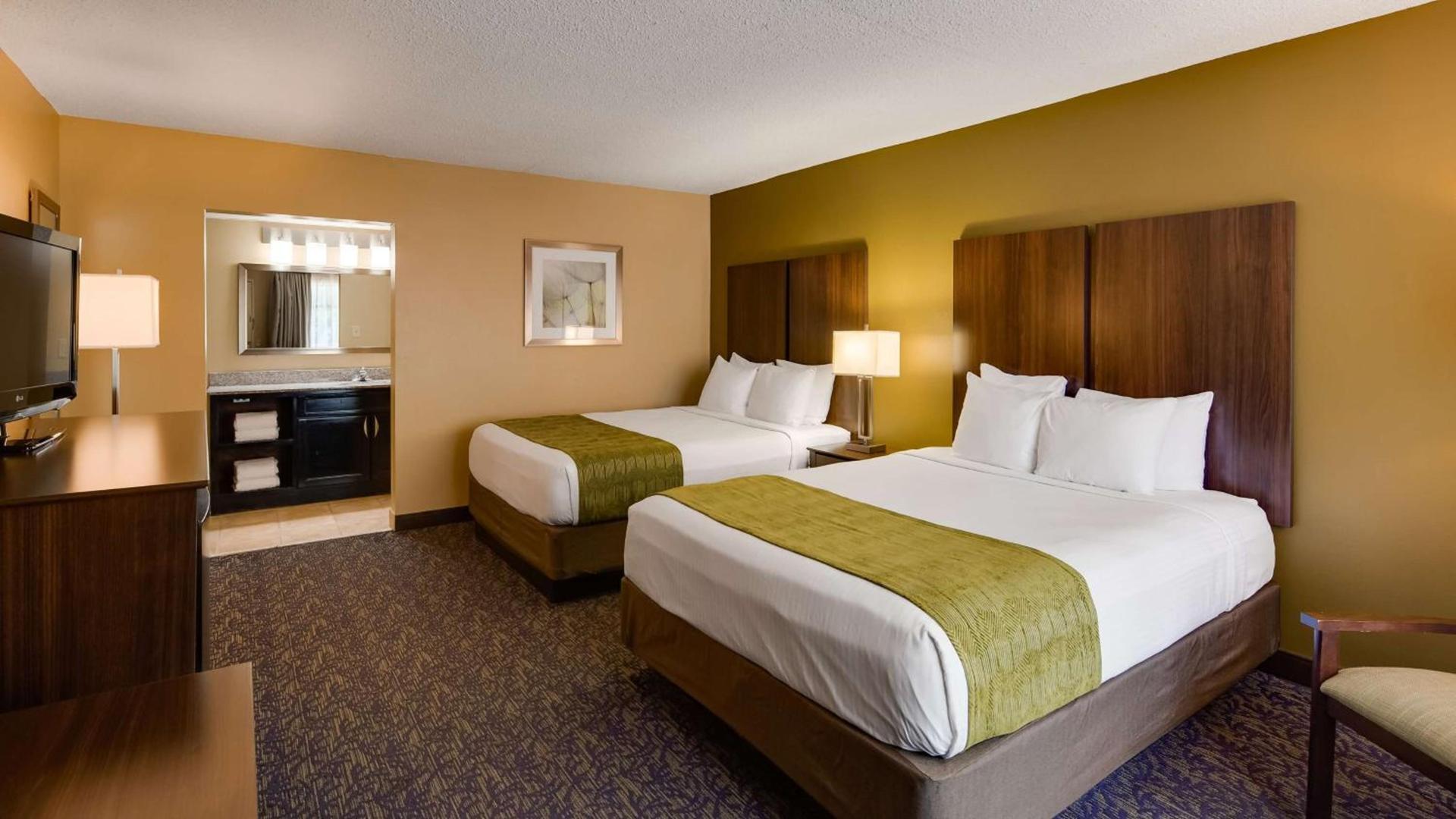 Best Western Plaza Inn photo 8