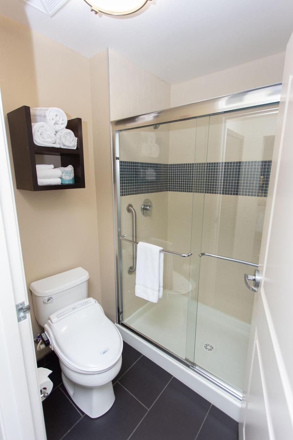 Staybridge Suites Bowling Green by IHG photo 56