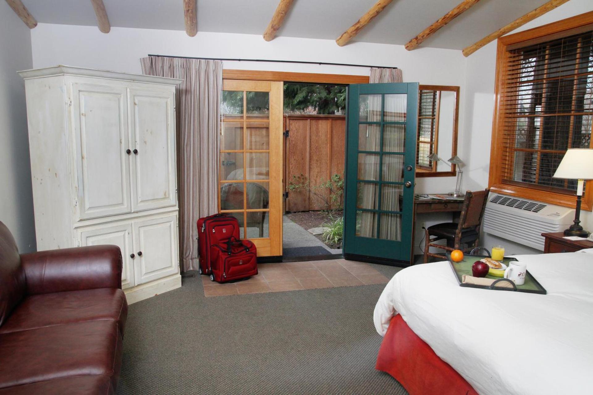 The Lodge at Riverside photo 3
