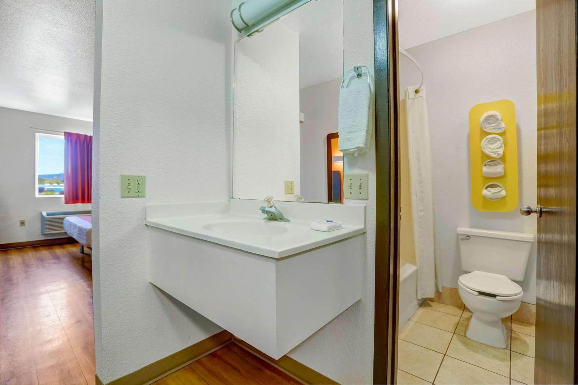 Motel 6-Silver City, NM photo 9