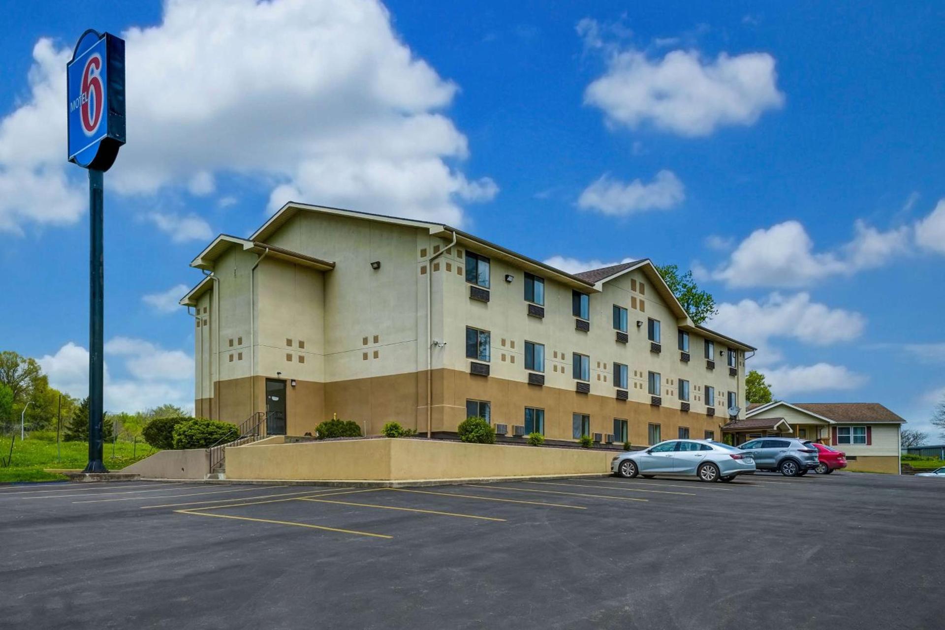 Motel 6-Montoursville, PA - Williamsport — hotel in Williamsport