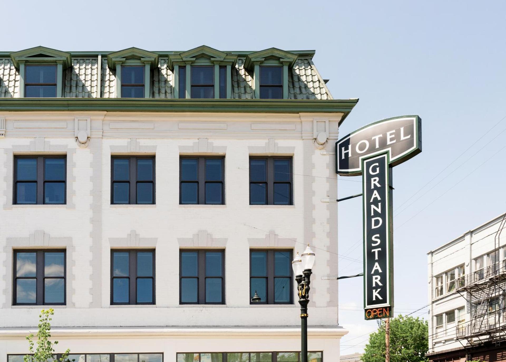 Hotel Grand Stark photo 24