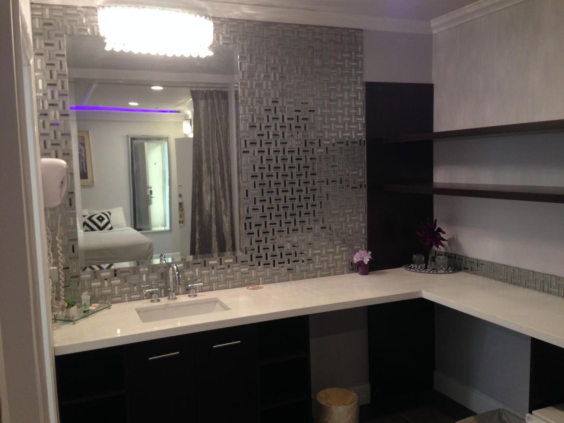 Hollywood VIP Hotel photo 25