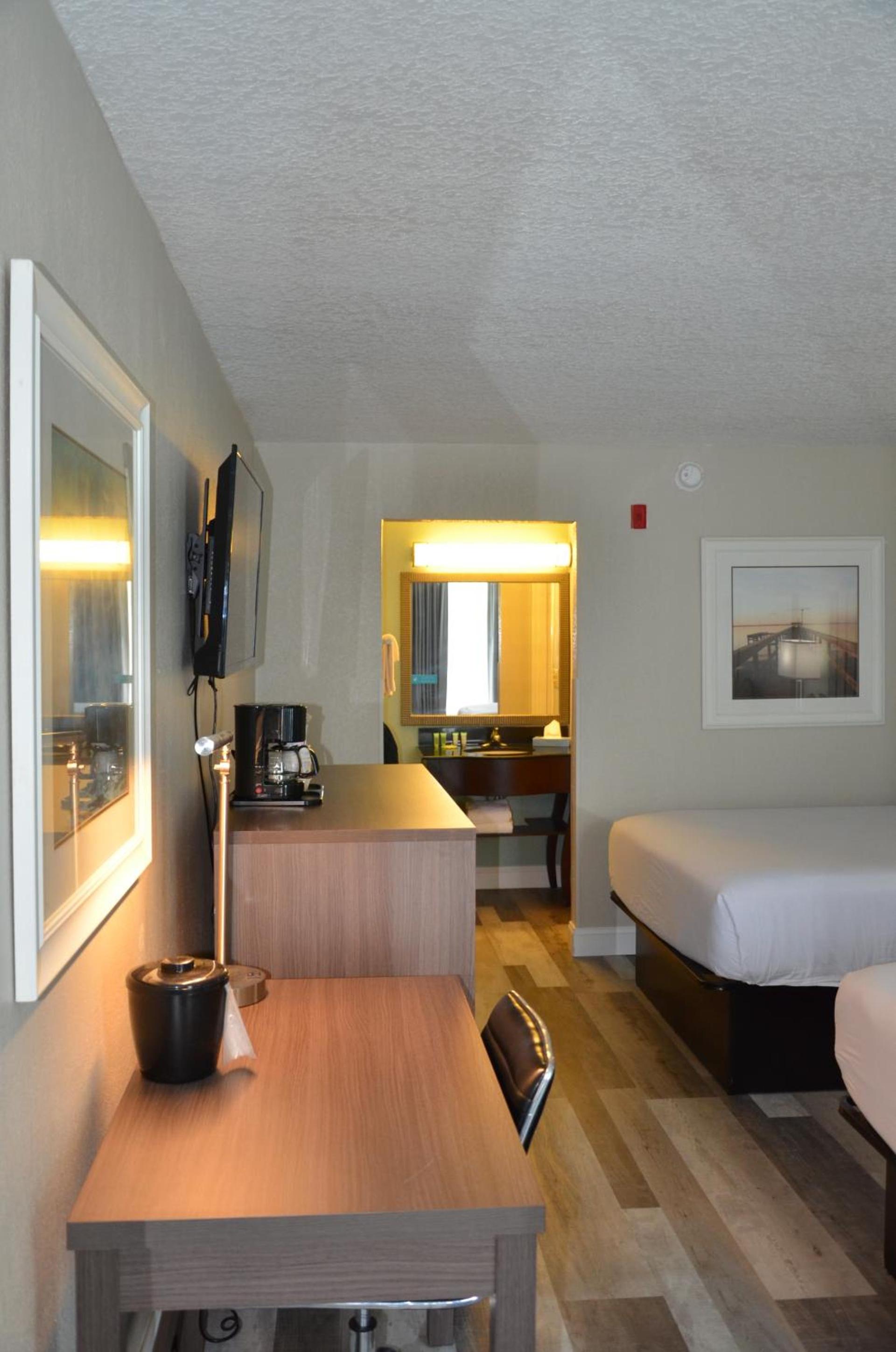 Opal Hotel & Suites photo 62