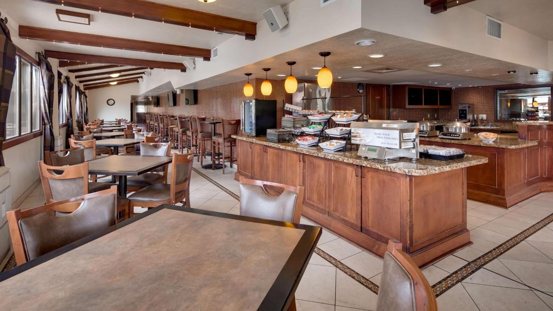 Best Western Plus Greenwell Inn photo 14