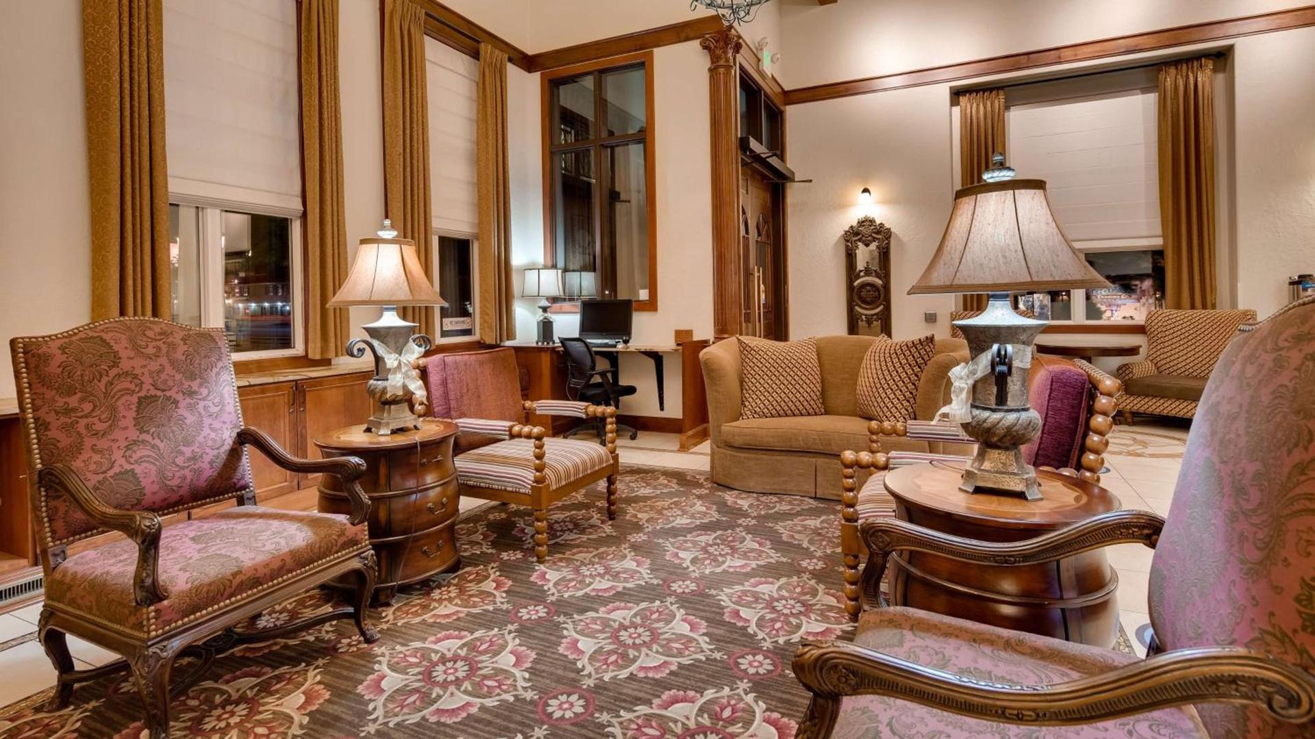 Best Western Plus Greenwell Inn photo 38