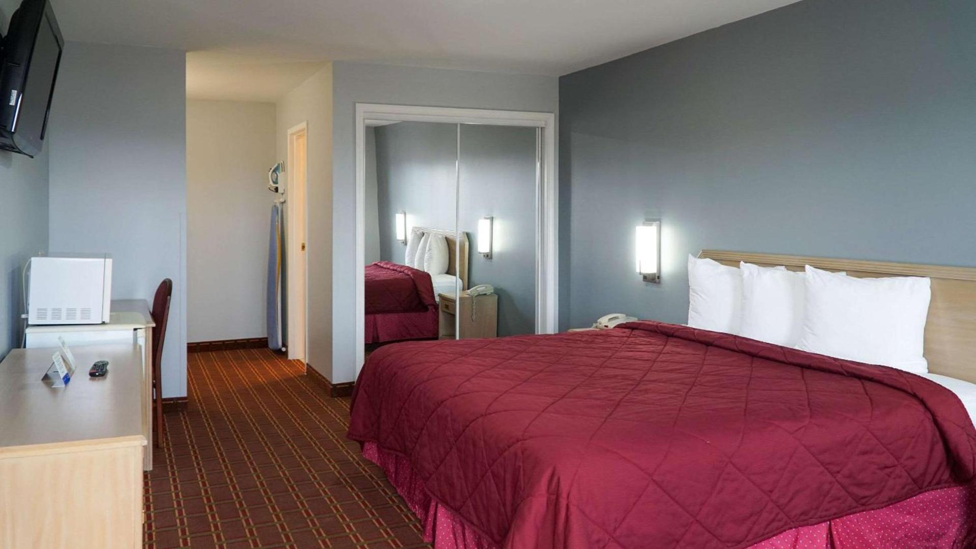 Rodeway Inn Beebe photo 22