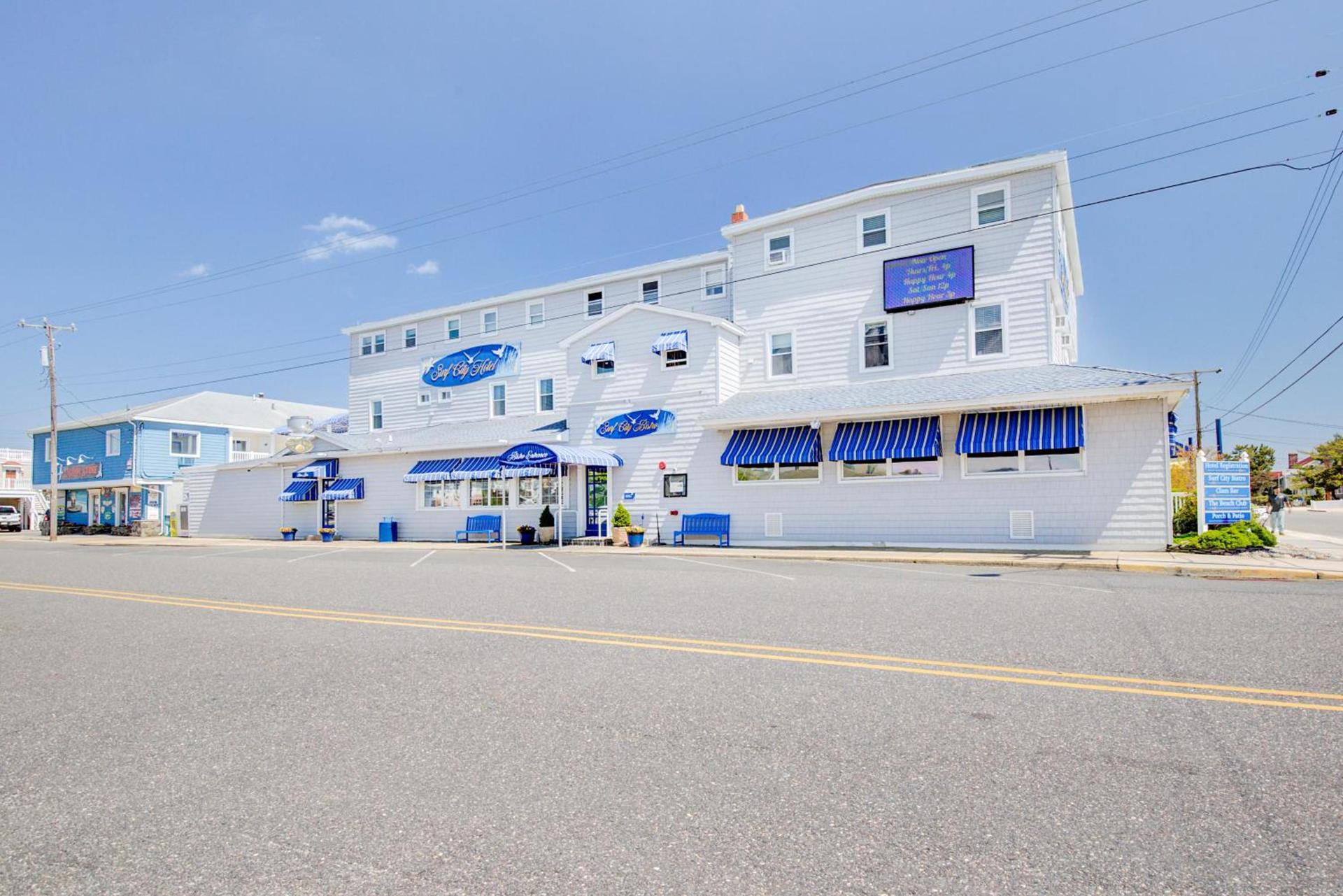 Surf City Hotel photo 1