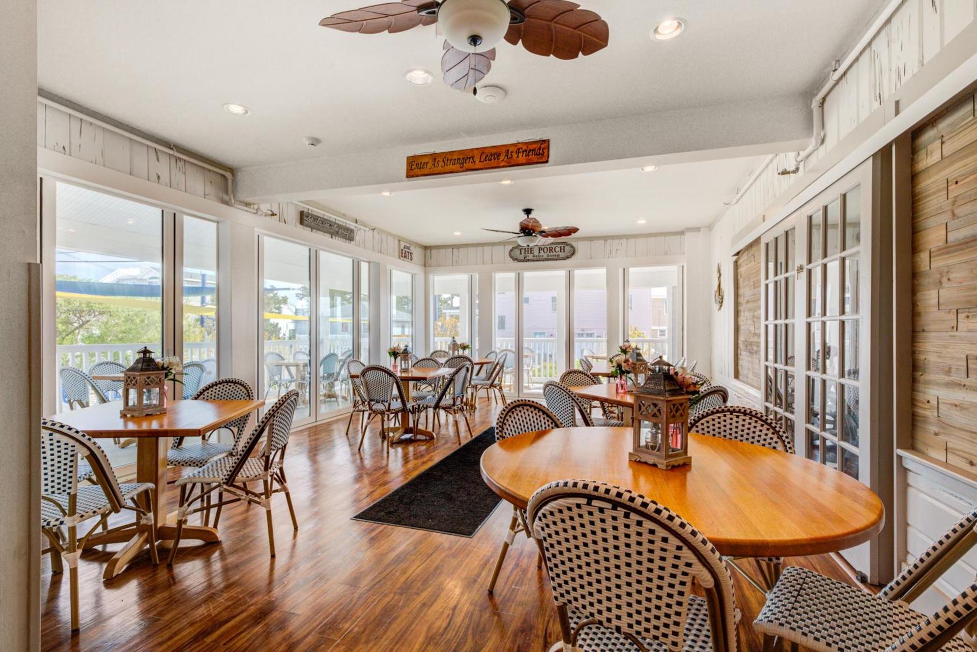 Surf City Hotel photo 24