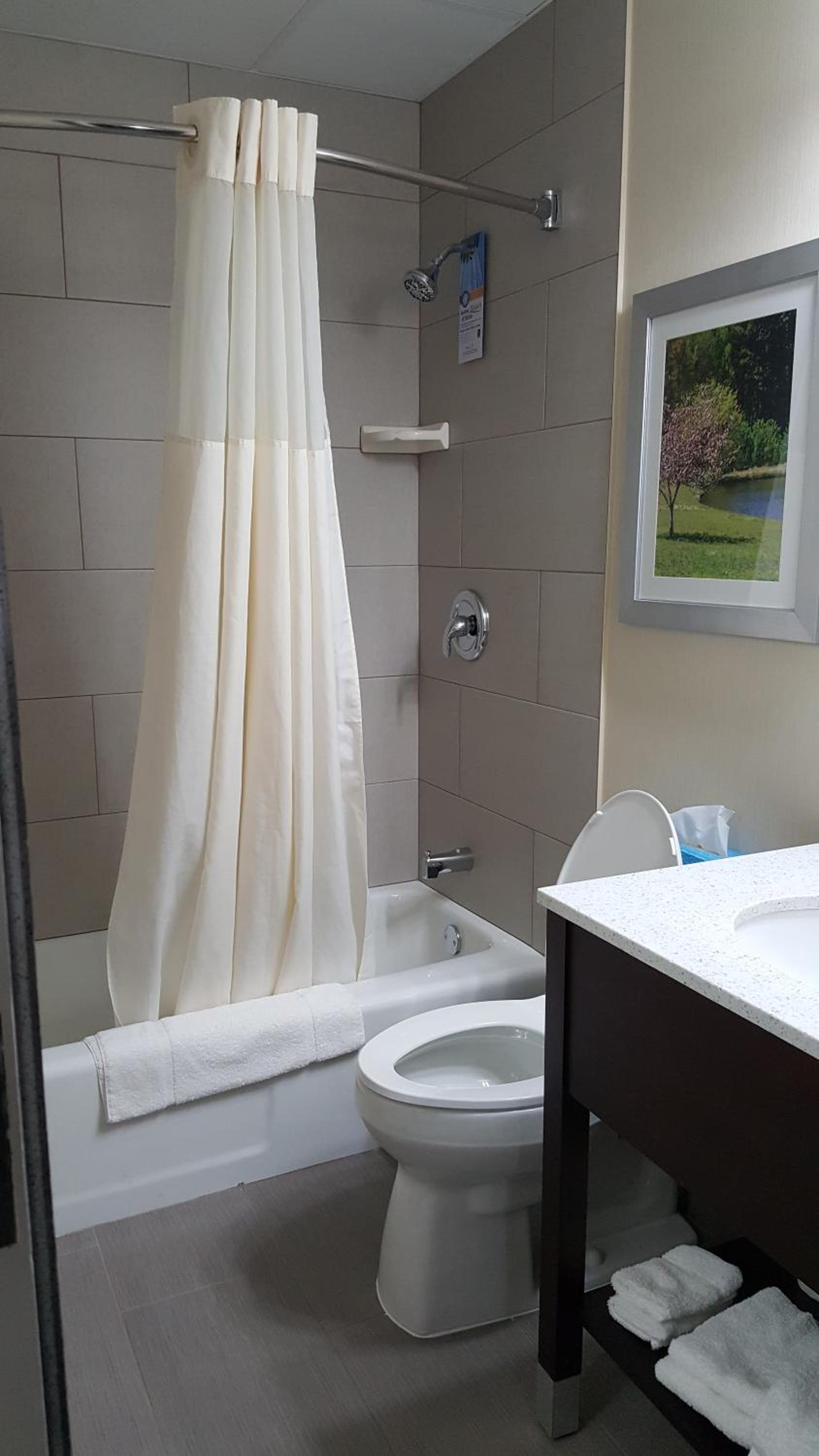 Quality Inn & Suites Danbury near University photo 43