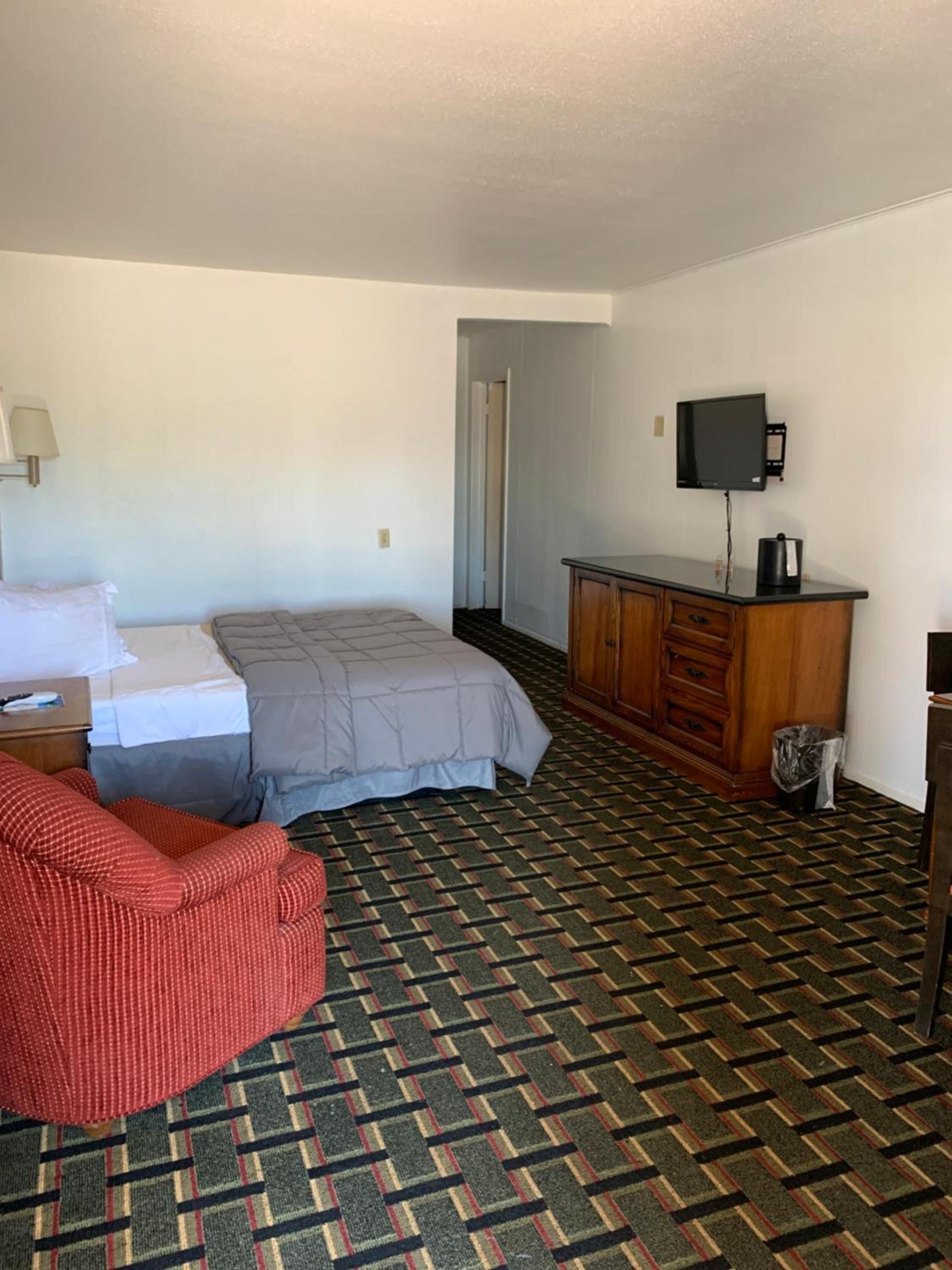 Raton’s Peak Inn photo 14