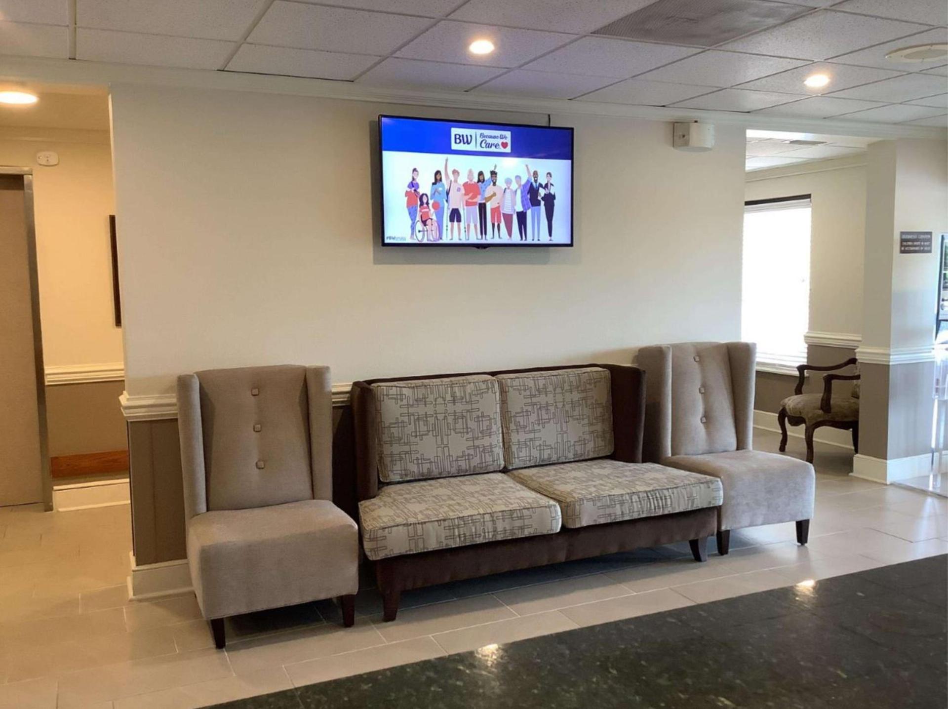 Best Western Plus Madison photo 10