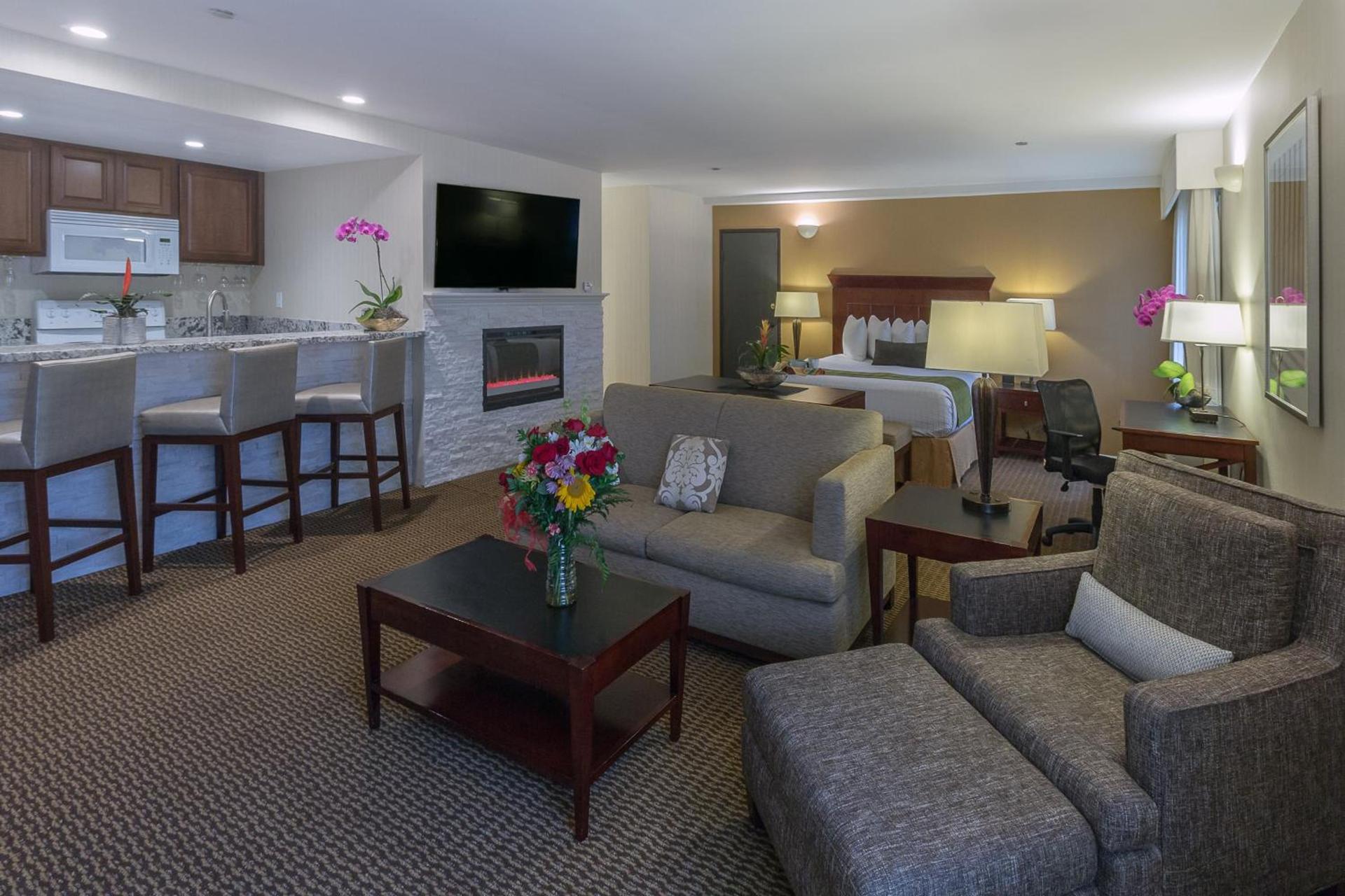 Best Western Plus Carpinteria Inn photo 93