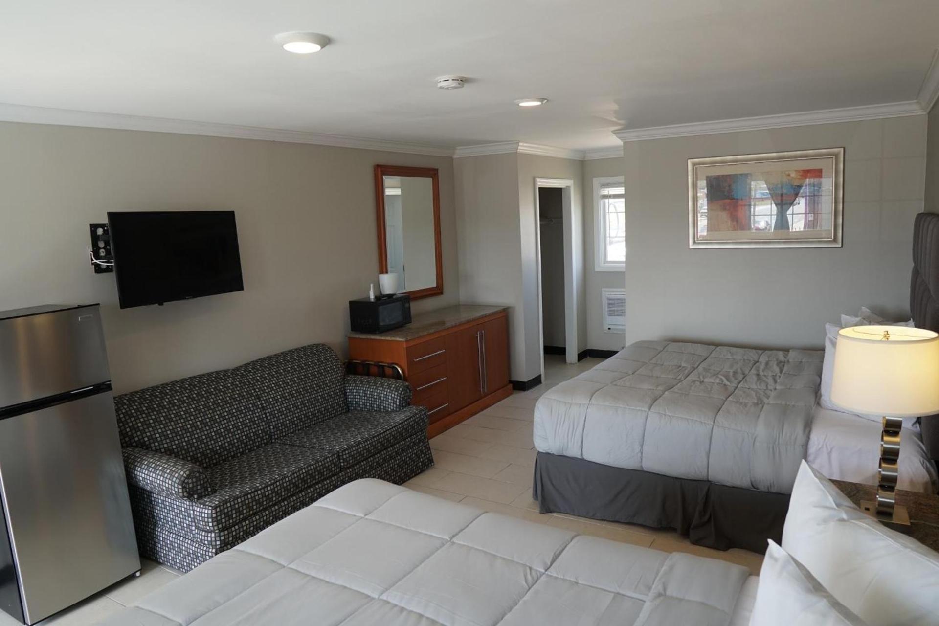 Sunrise Inn photo 11