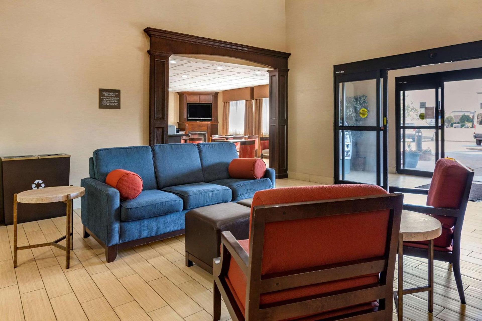 Garner Hotel Warren Northwest photo 6