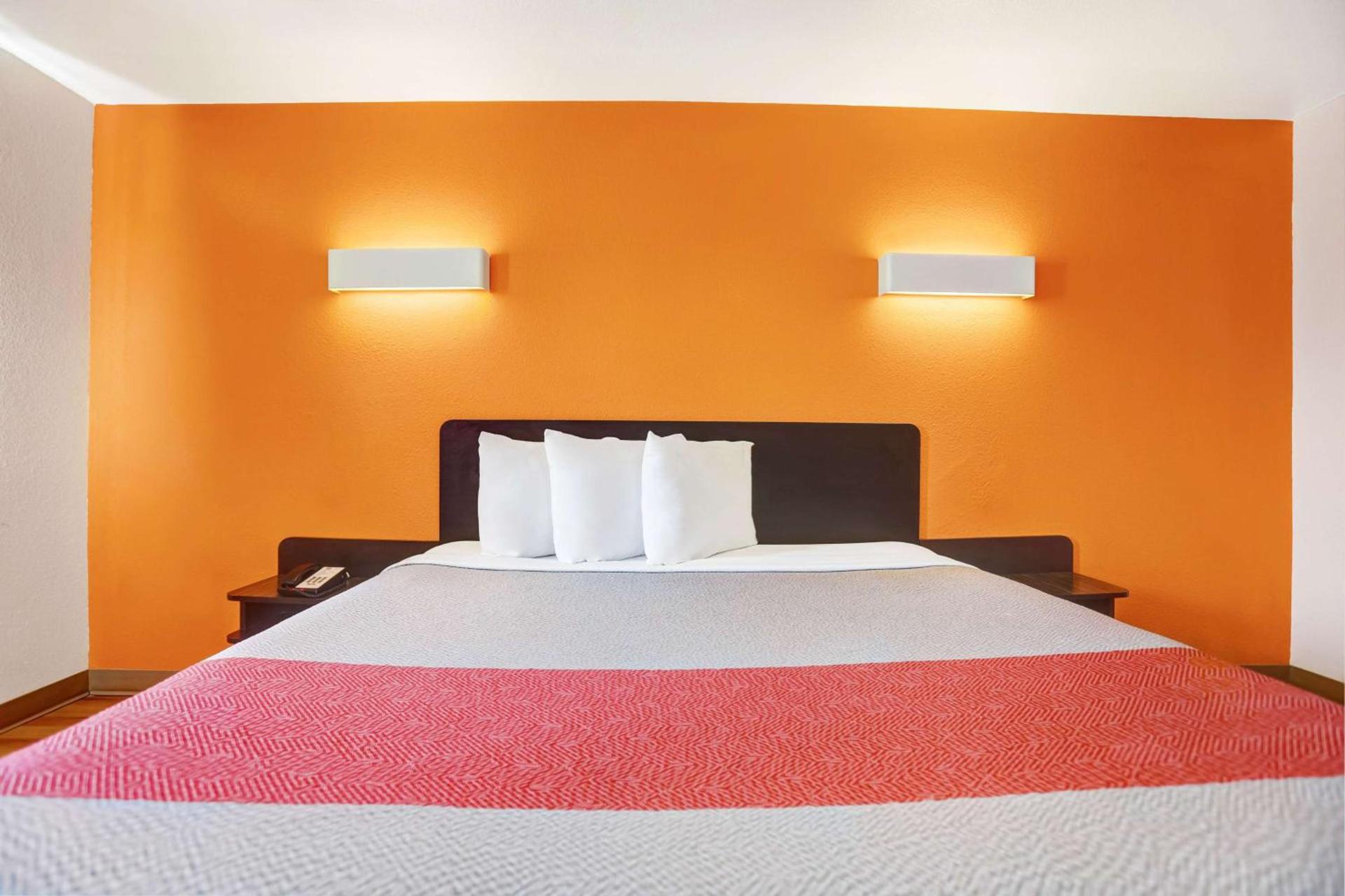 Motel 6-Truth Or Consequences, NM photo 10