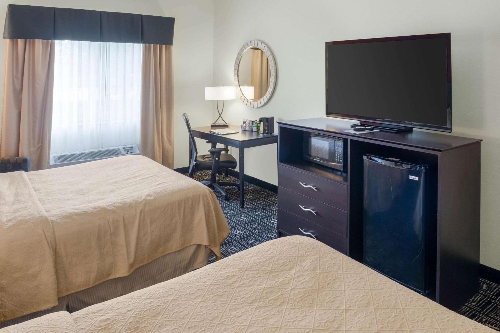 Quality Inn & Suites Mankato East photo 15