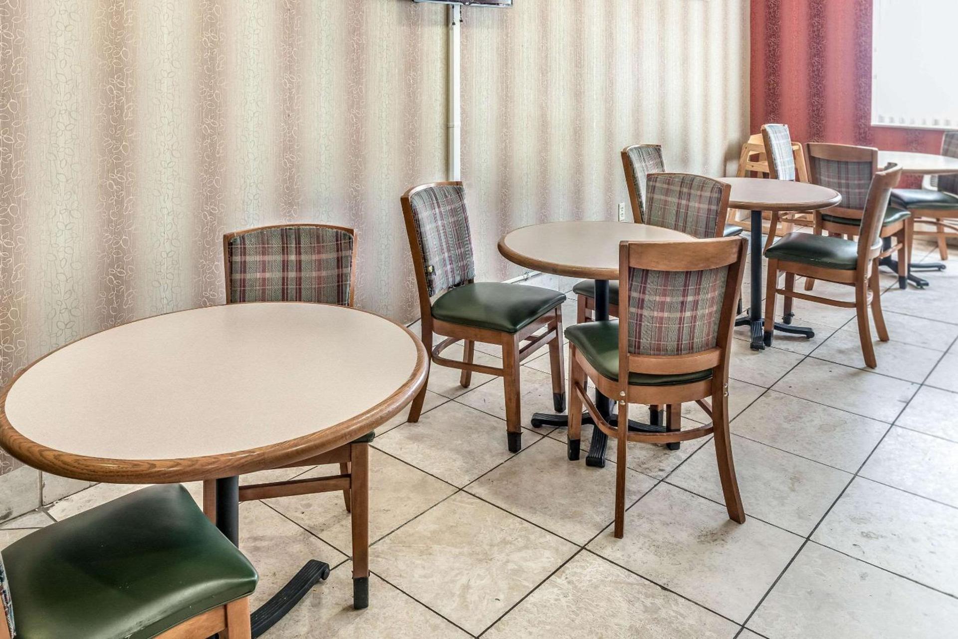 Quality Inn & Suites Mankato East photo 27