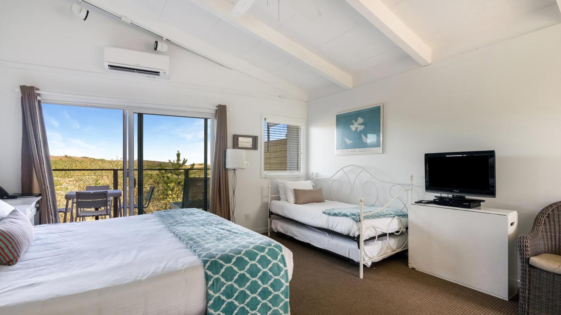 Driftwood Resort on the Ocean photo 100