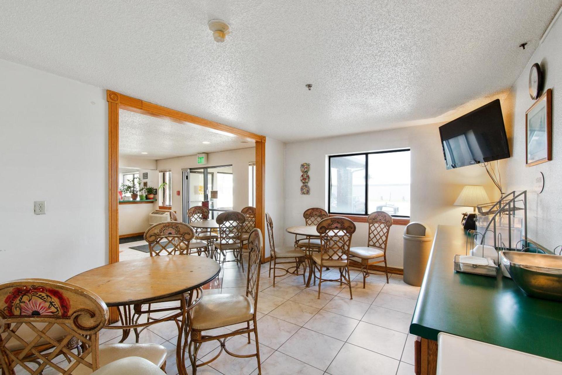 OYO Hotel Portage I-94 photo 45