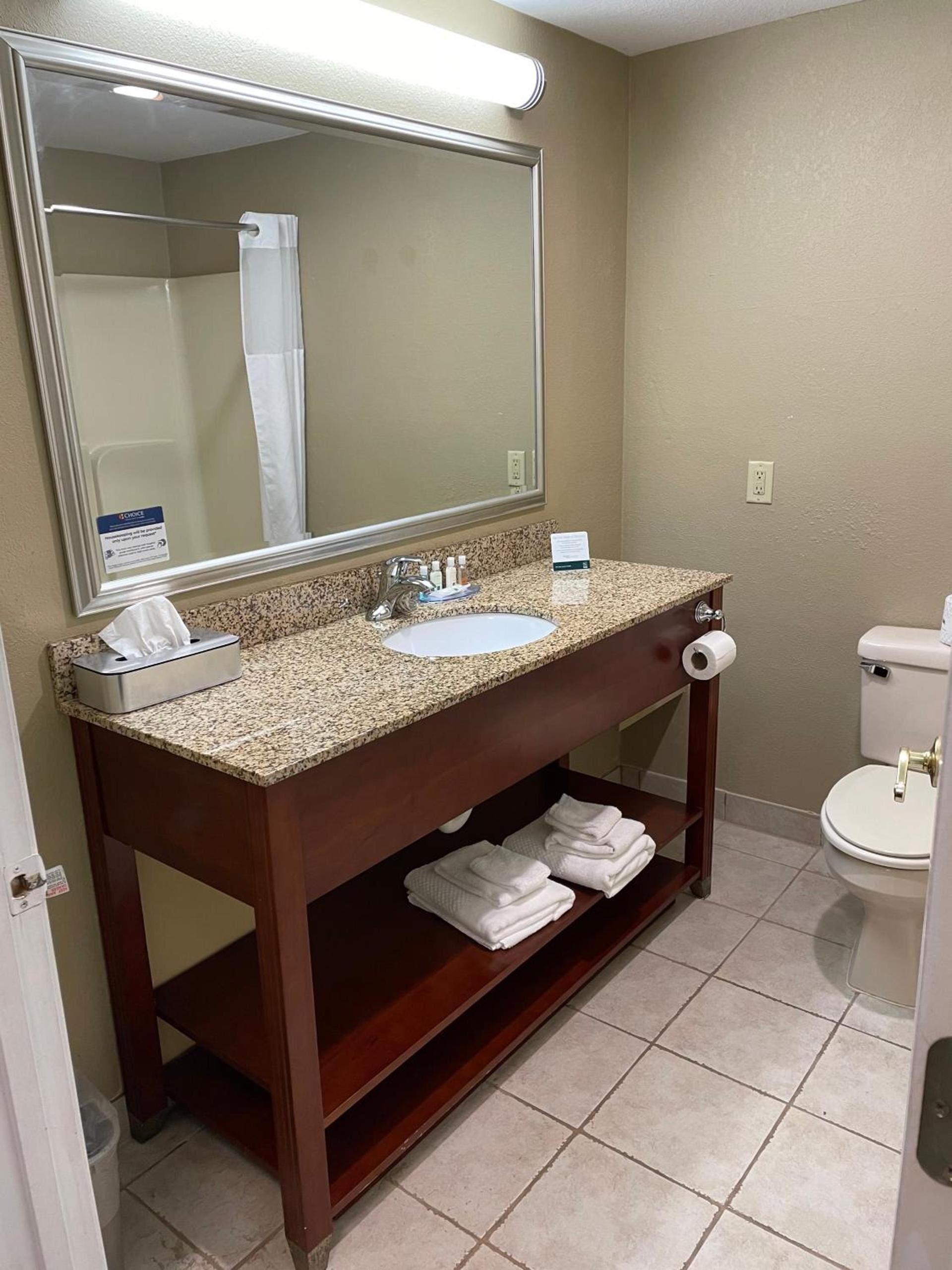 Quality Inn & Suites Georgetown - Seaford photo 39