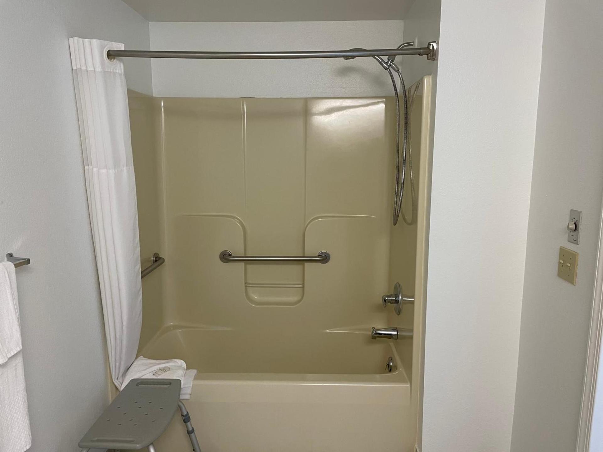 Quality Inn & Suites Georgetown - Seaford photo 45