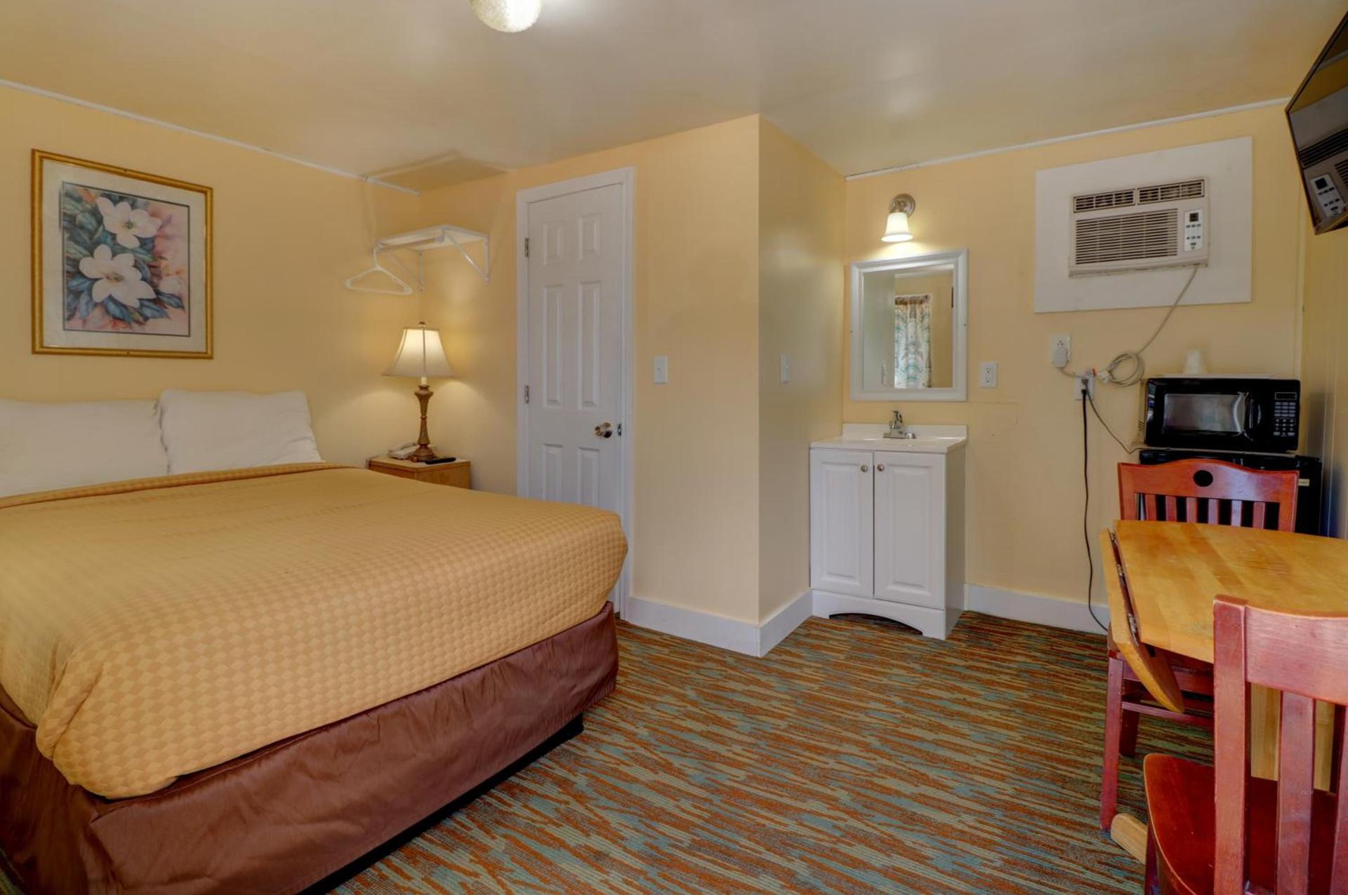 Brookside Inn & Cottages photo 44