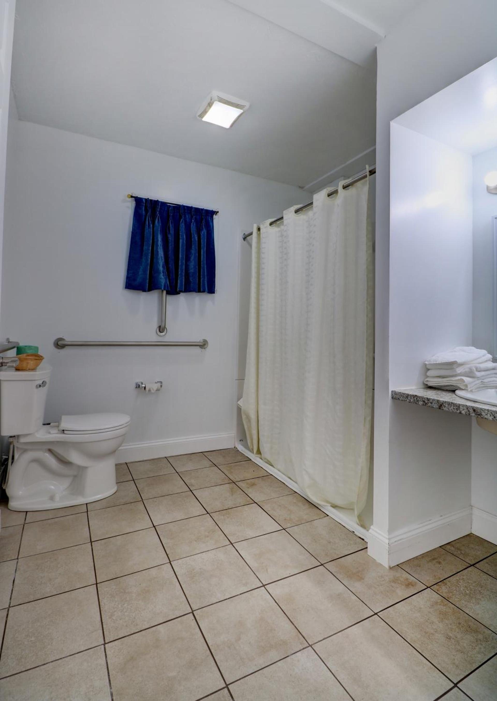 Brookside Inn & Cottages photo 49