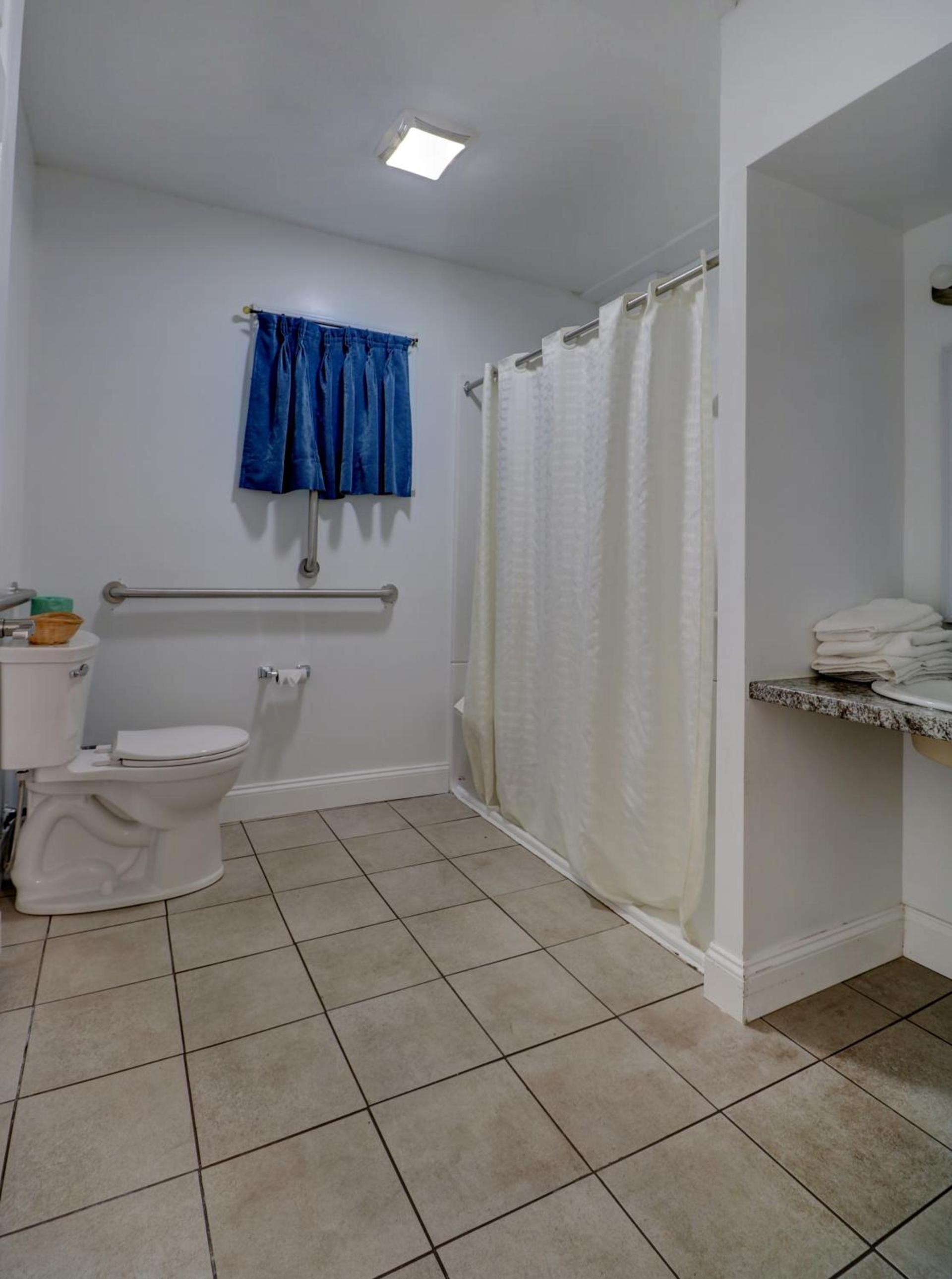 Brookside Inn & Cottages photo 50