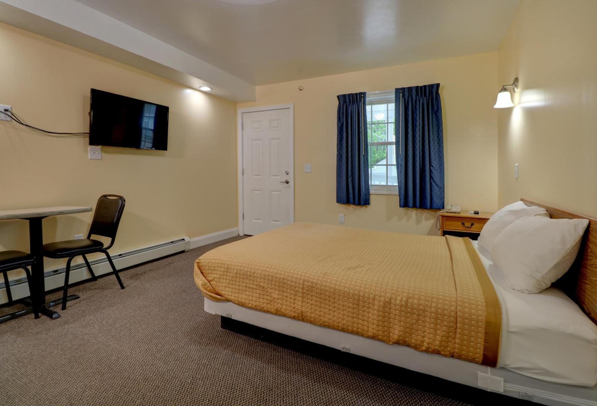 Brookside Inn & Cottages photo 51