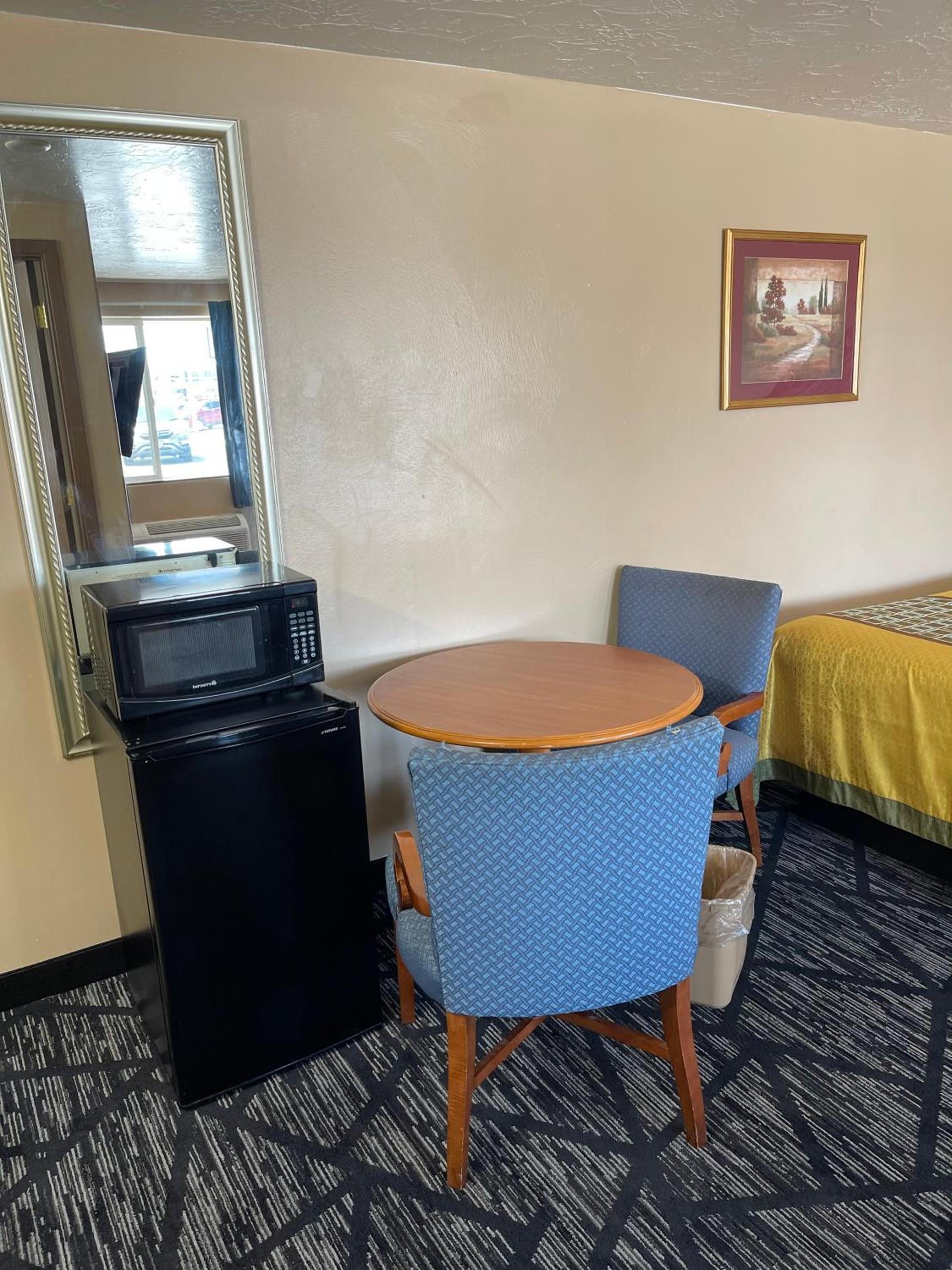 Riverton Inn & Suites Riverton photo 14