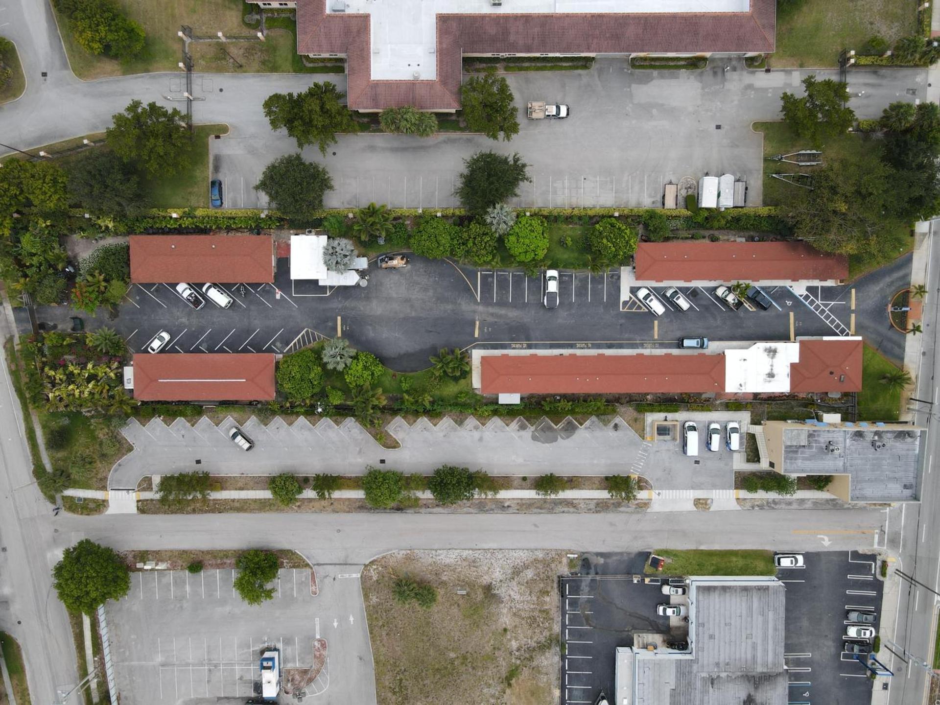 Travel Inn of Riviera Beach photo 8