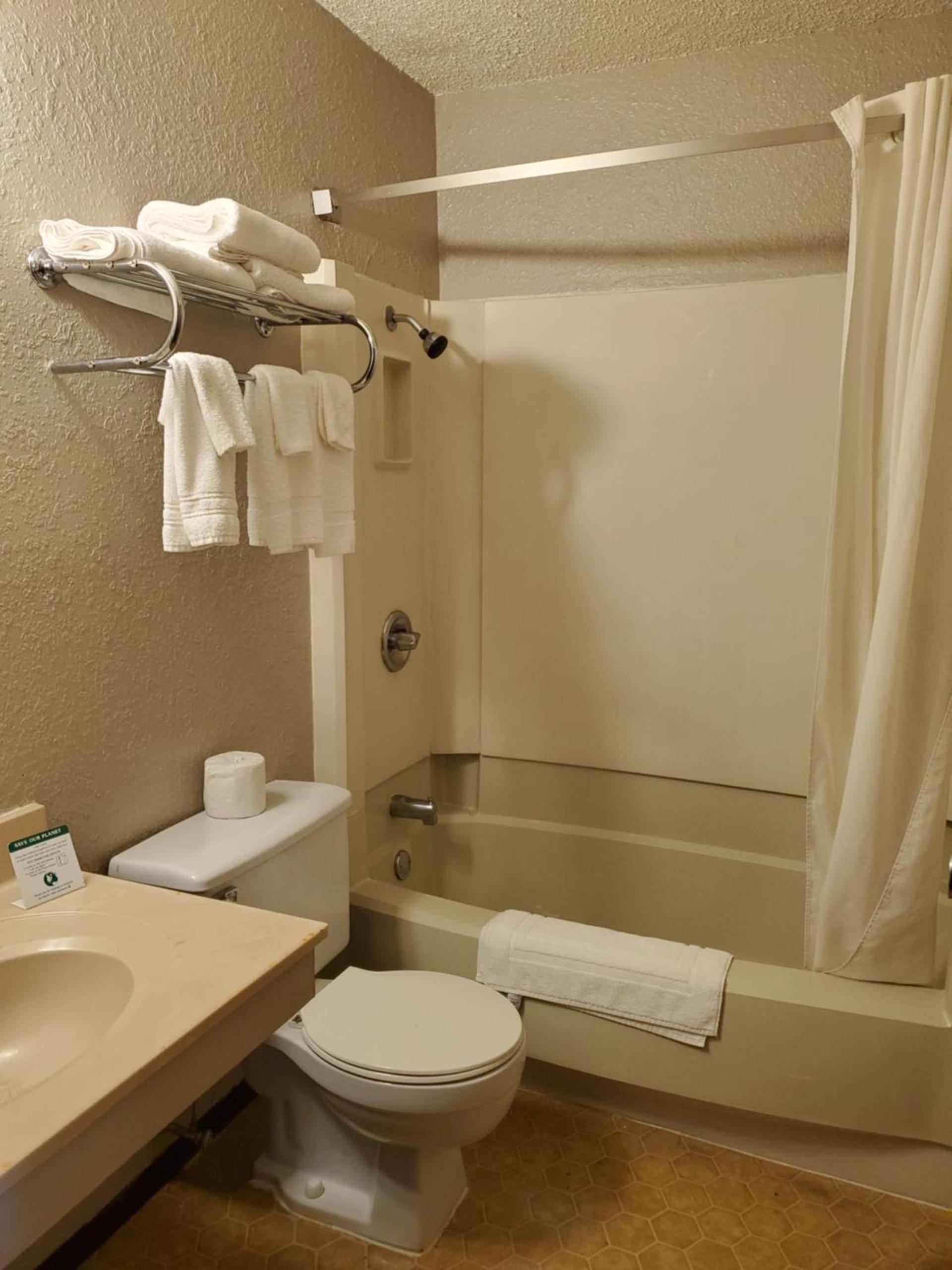 Bison Plains Lodge photo 37