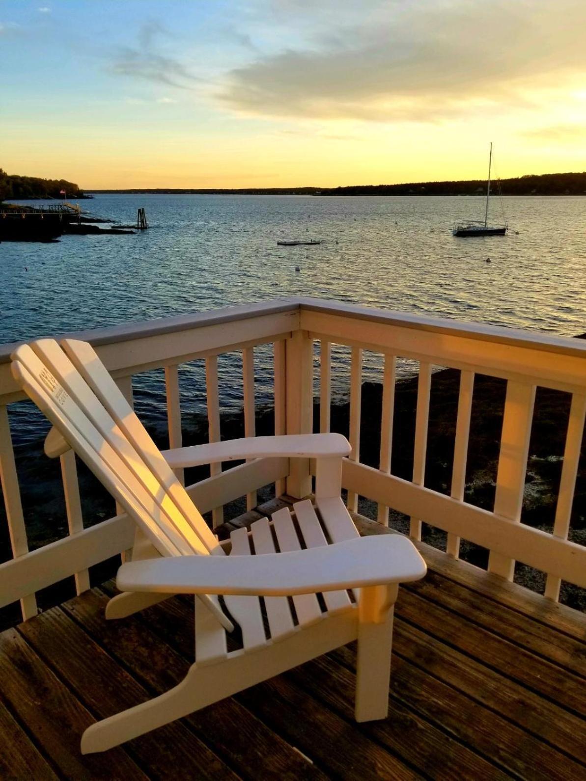 Smuggler's Cove Inn photo 12