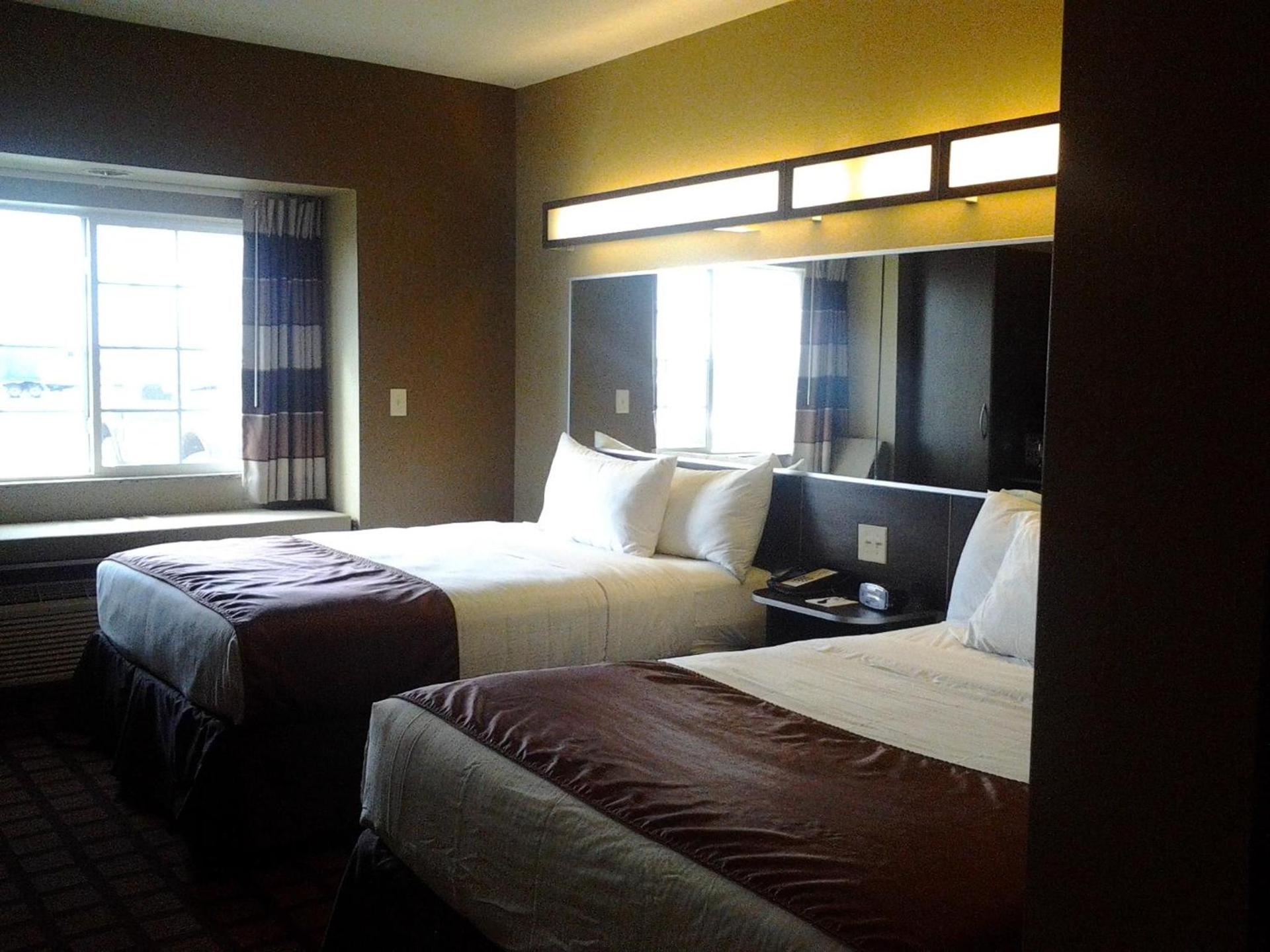 Microtel Inn & Suites Cotulla photo 20