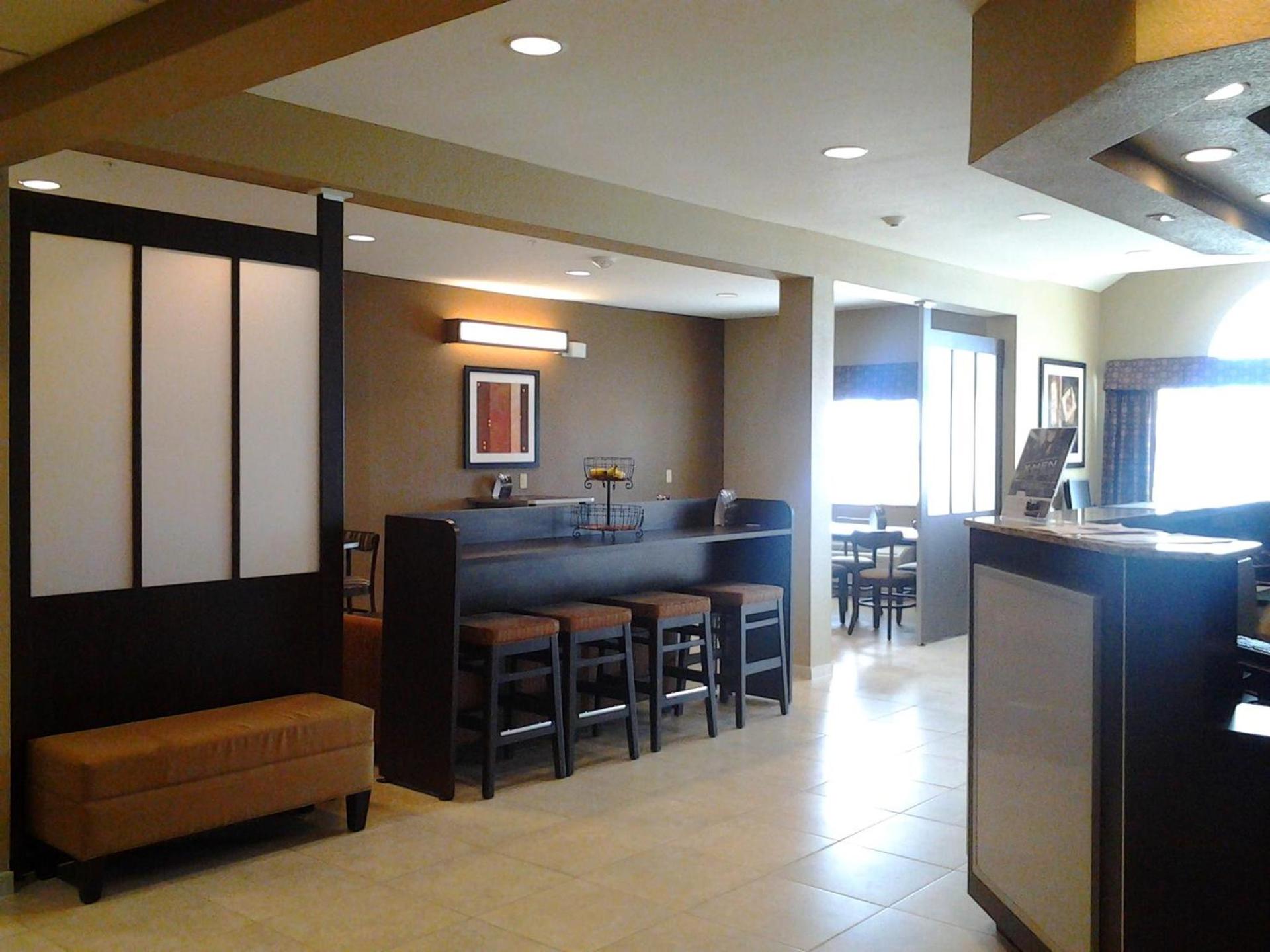 Microtel Inn & Suites Cotulla photo 18