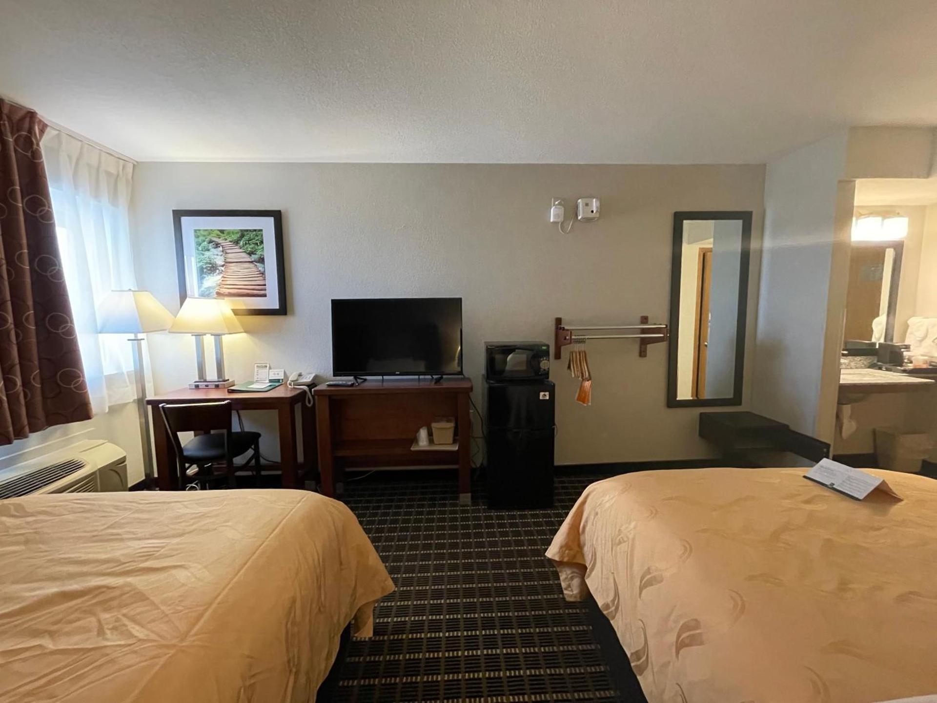 Quality Inn Madison West Near University Area photo 38