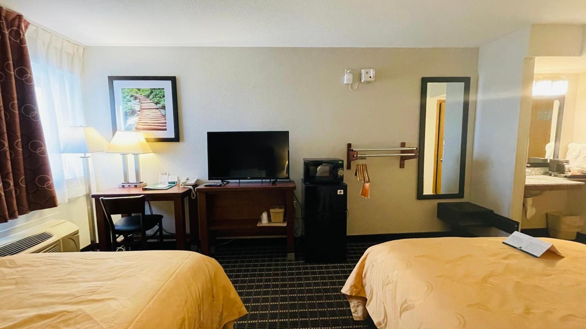 Quality Inn Madison West Near University Area photo 46