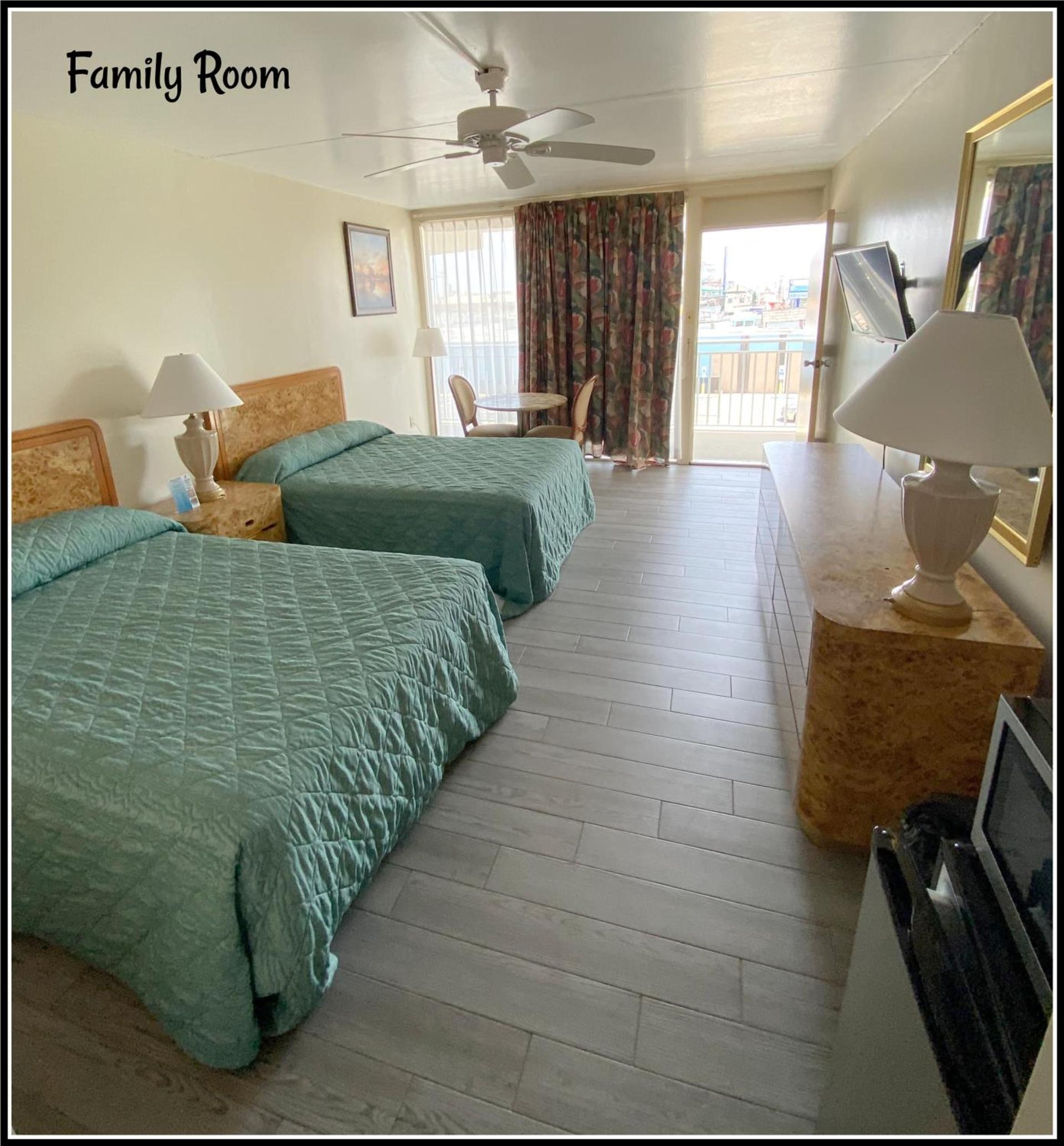 Landmark Motel photo 10