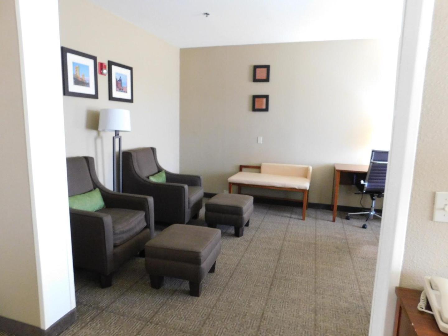 Comfort Inn & Suites Sacramento - University Area photo 20