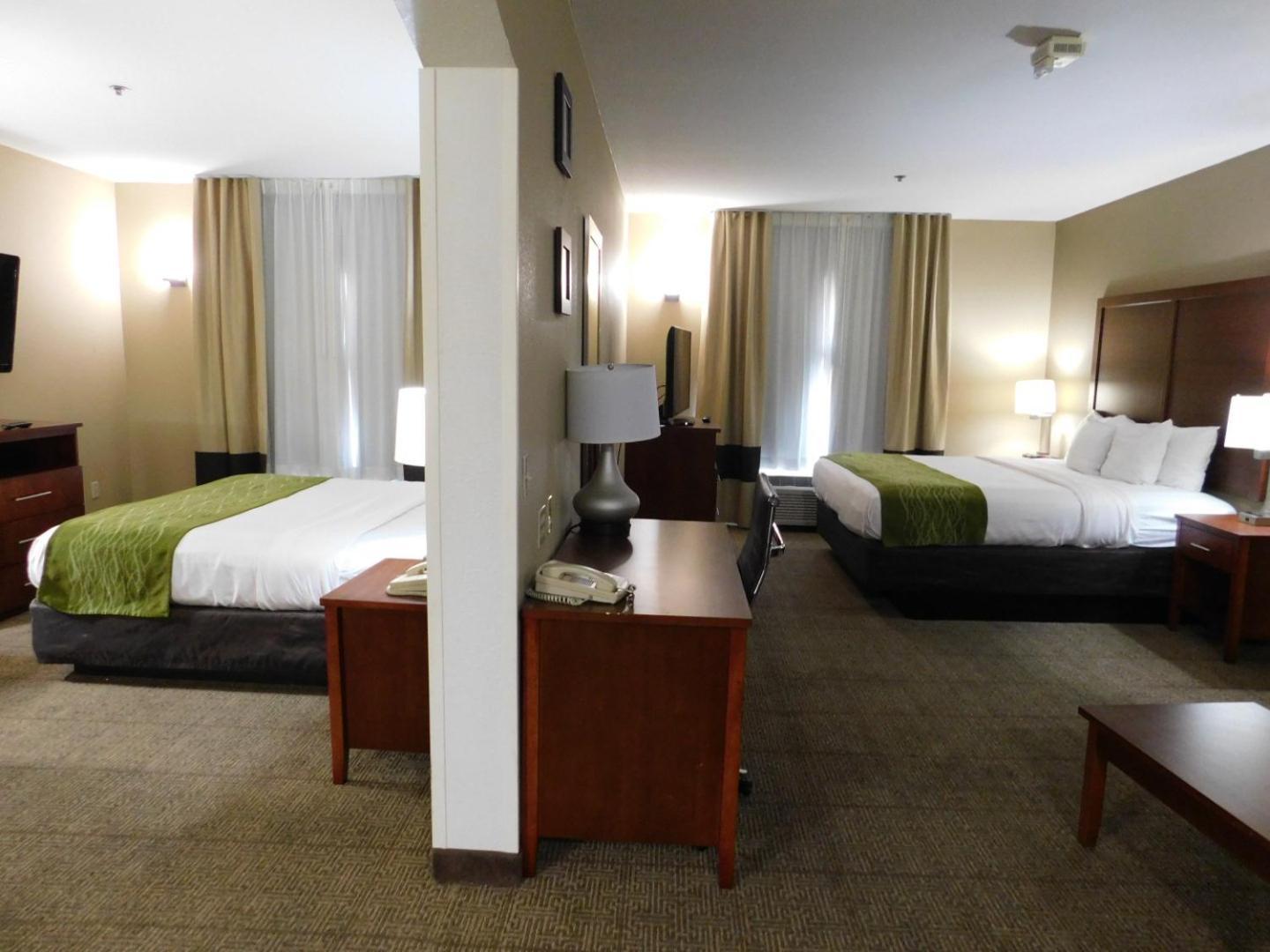Comfort Inn & Suites Sacramento - University Area photo 17