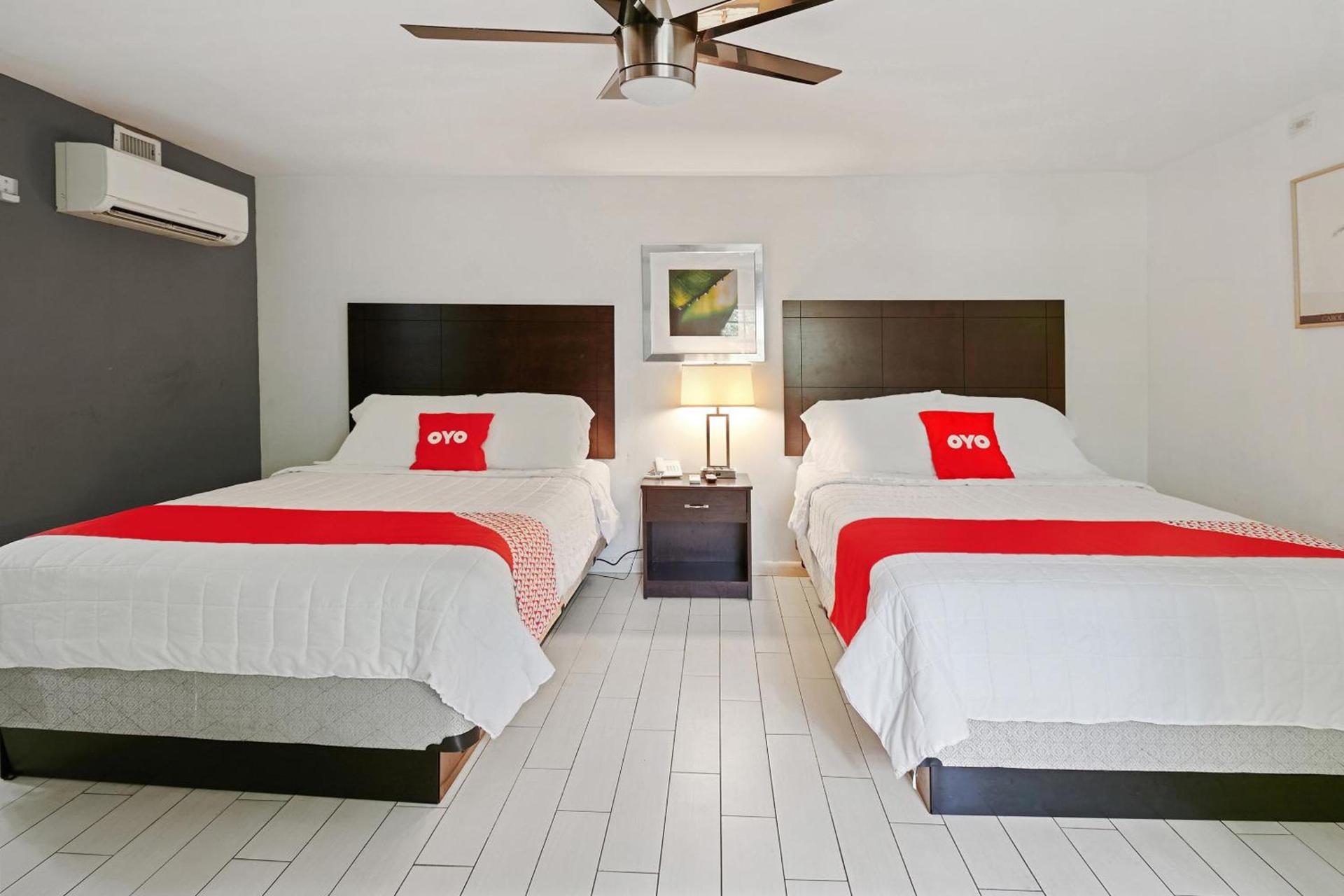 OYO Hotel Coral Gables - Miami Airport photo 20