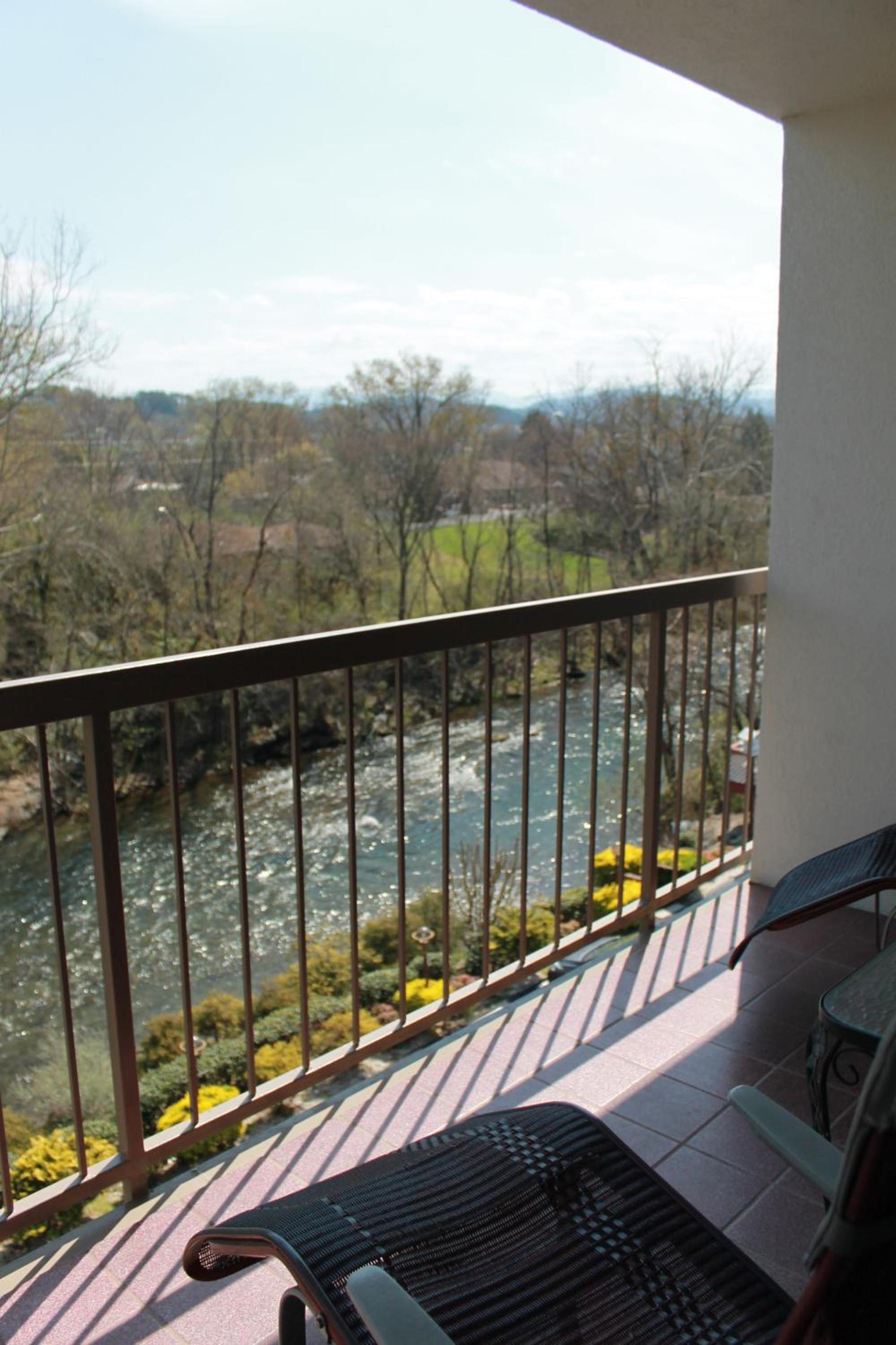 Rivergate Mountain Lodge photo 61