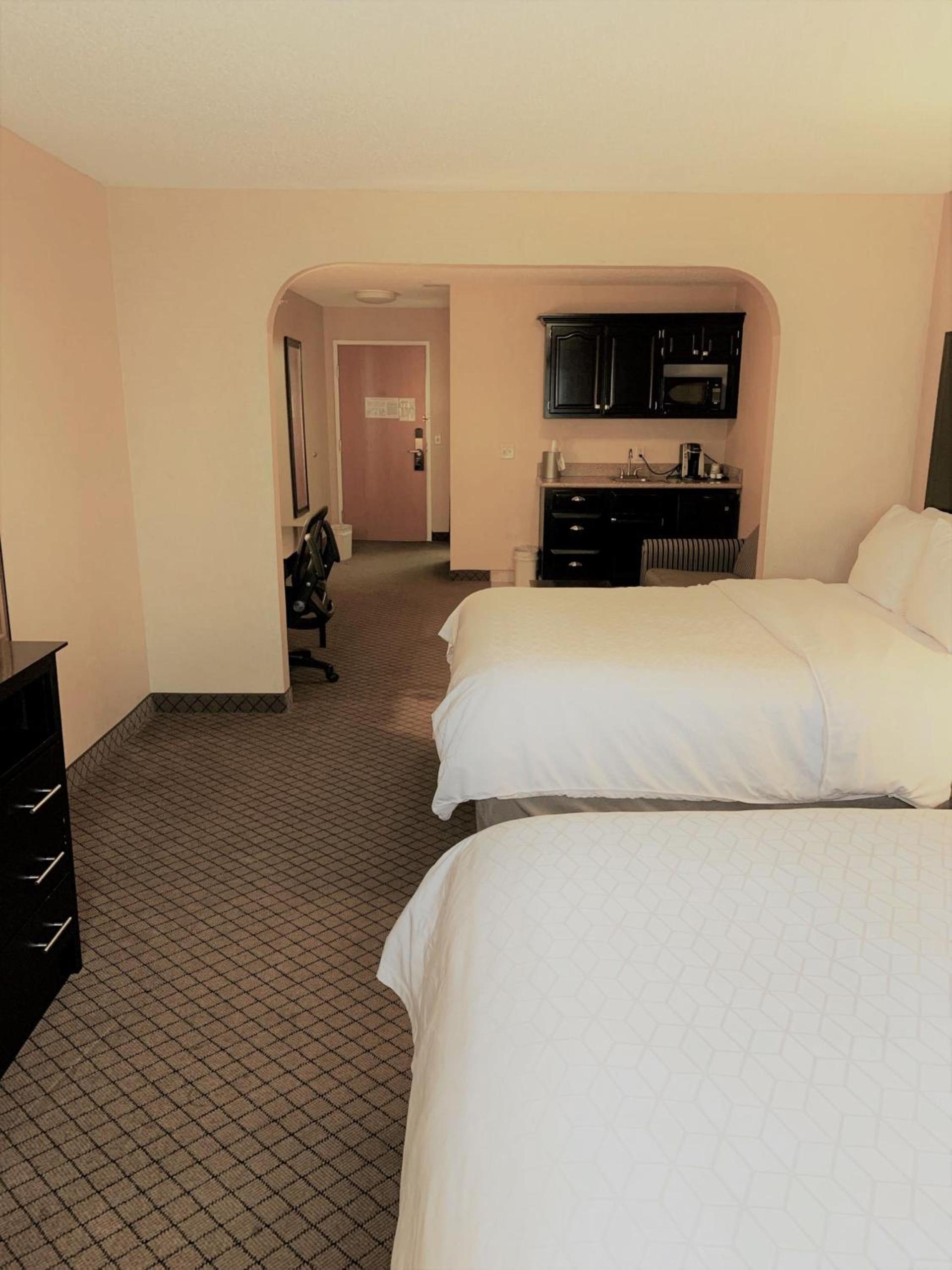Holiday Inn Express Plymouth by IHG photo 3