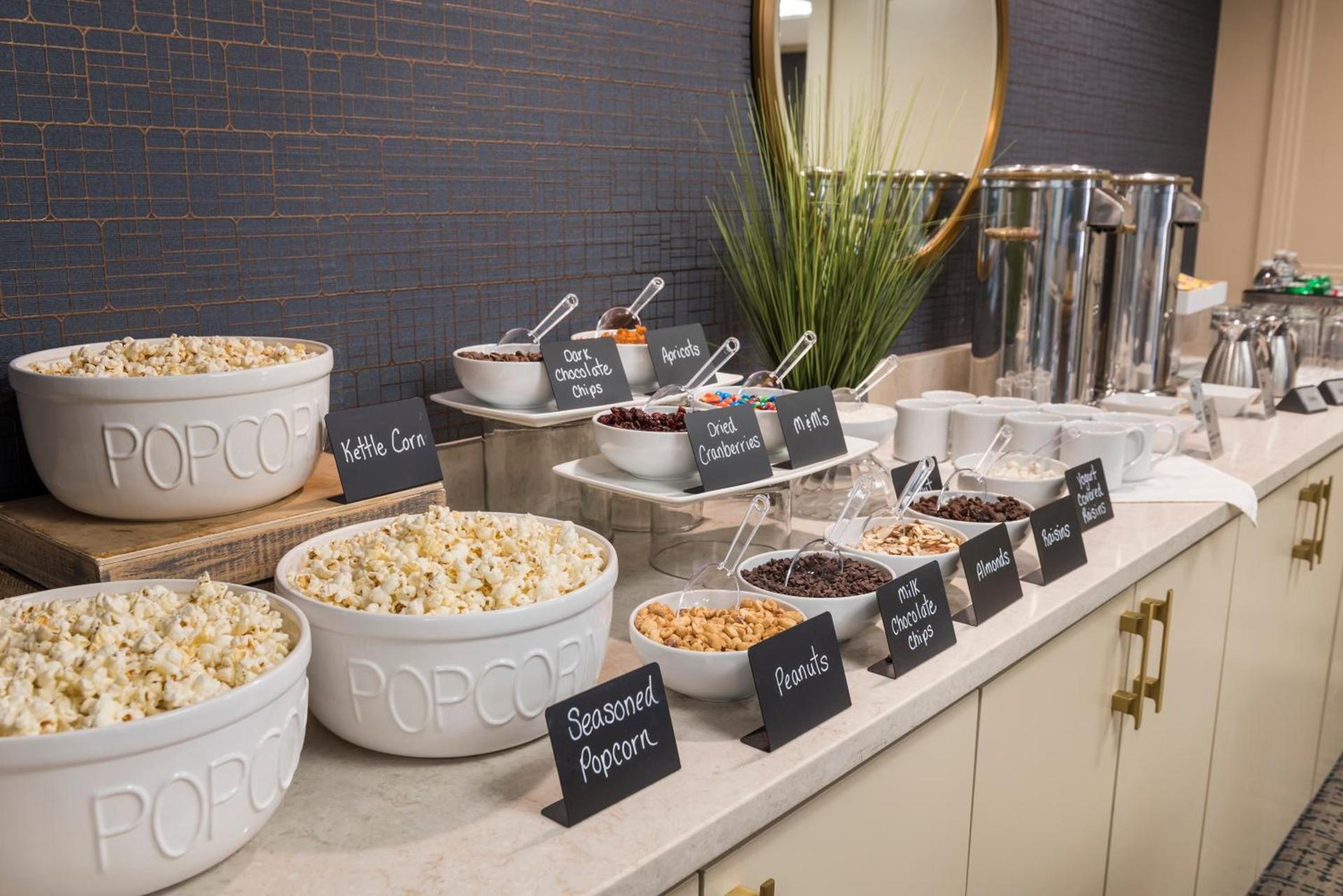 Crowne Plaza Providence-Warwick (Airport) by IHG photo 27