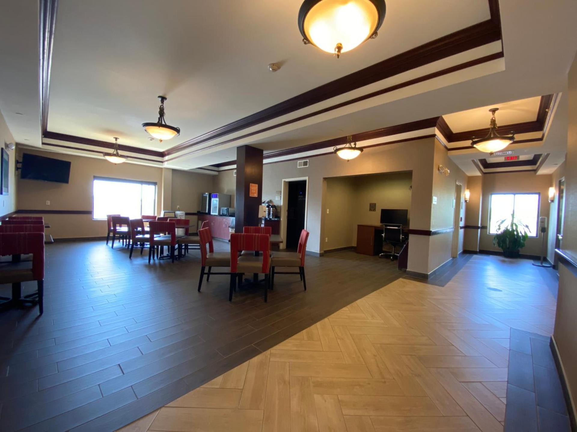 Comfort Inn East Windsor - Springfield photo 37