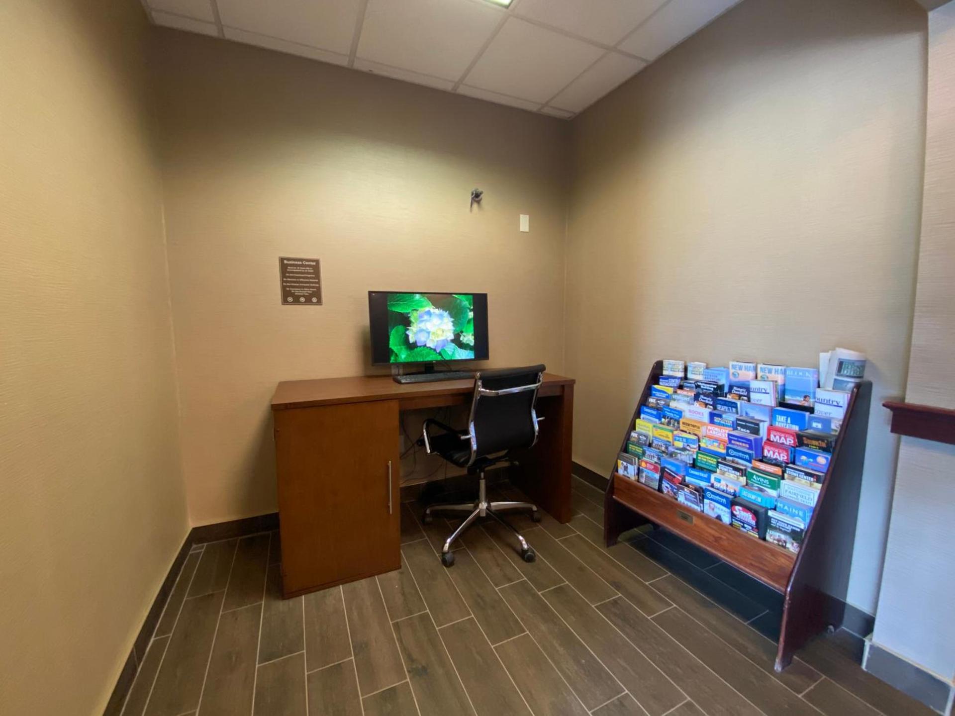 Comfort Inn East Windsor - Springfield photo 39