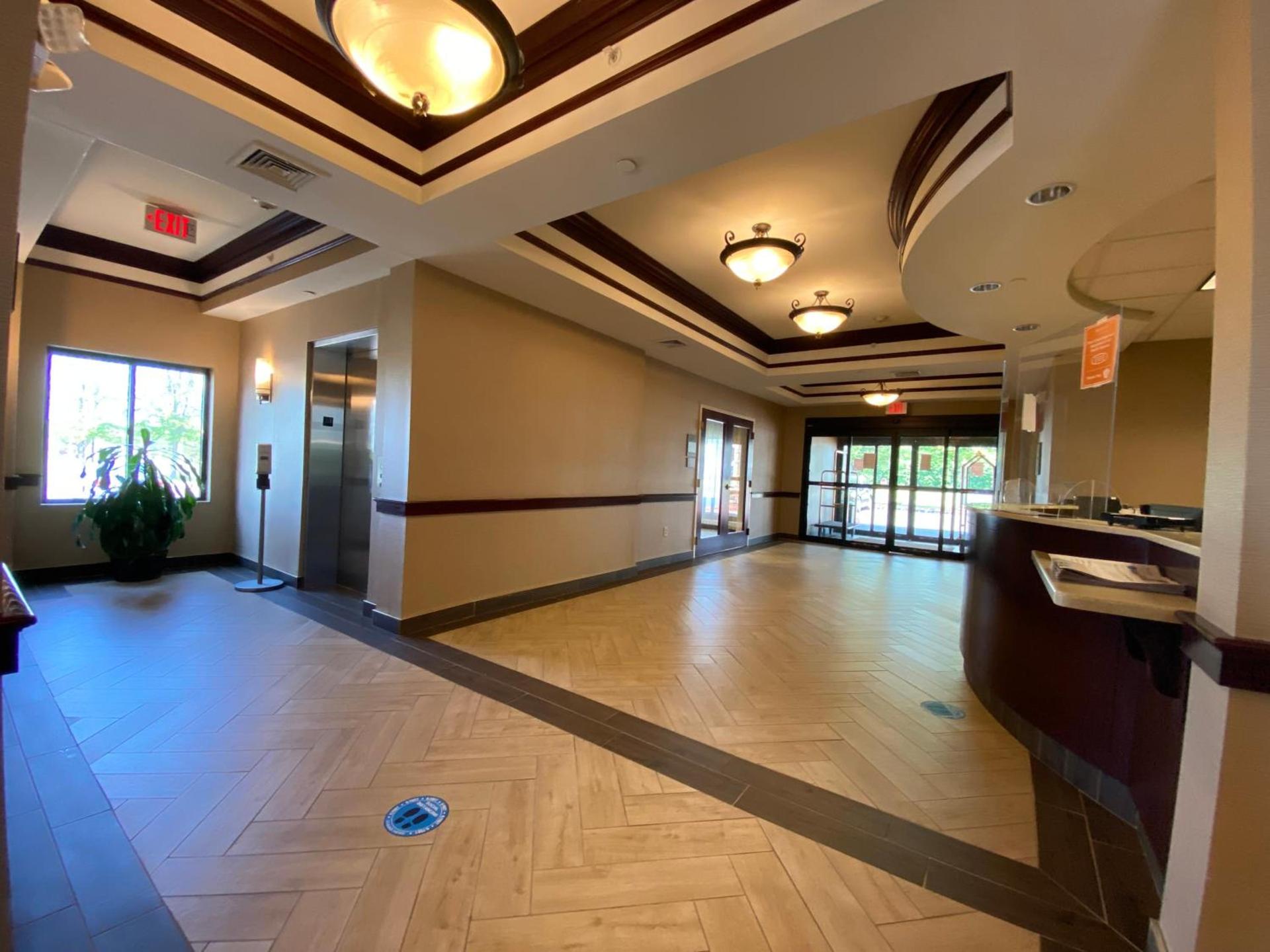 Comfort Inn East Windsor - Springfield photo 36