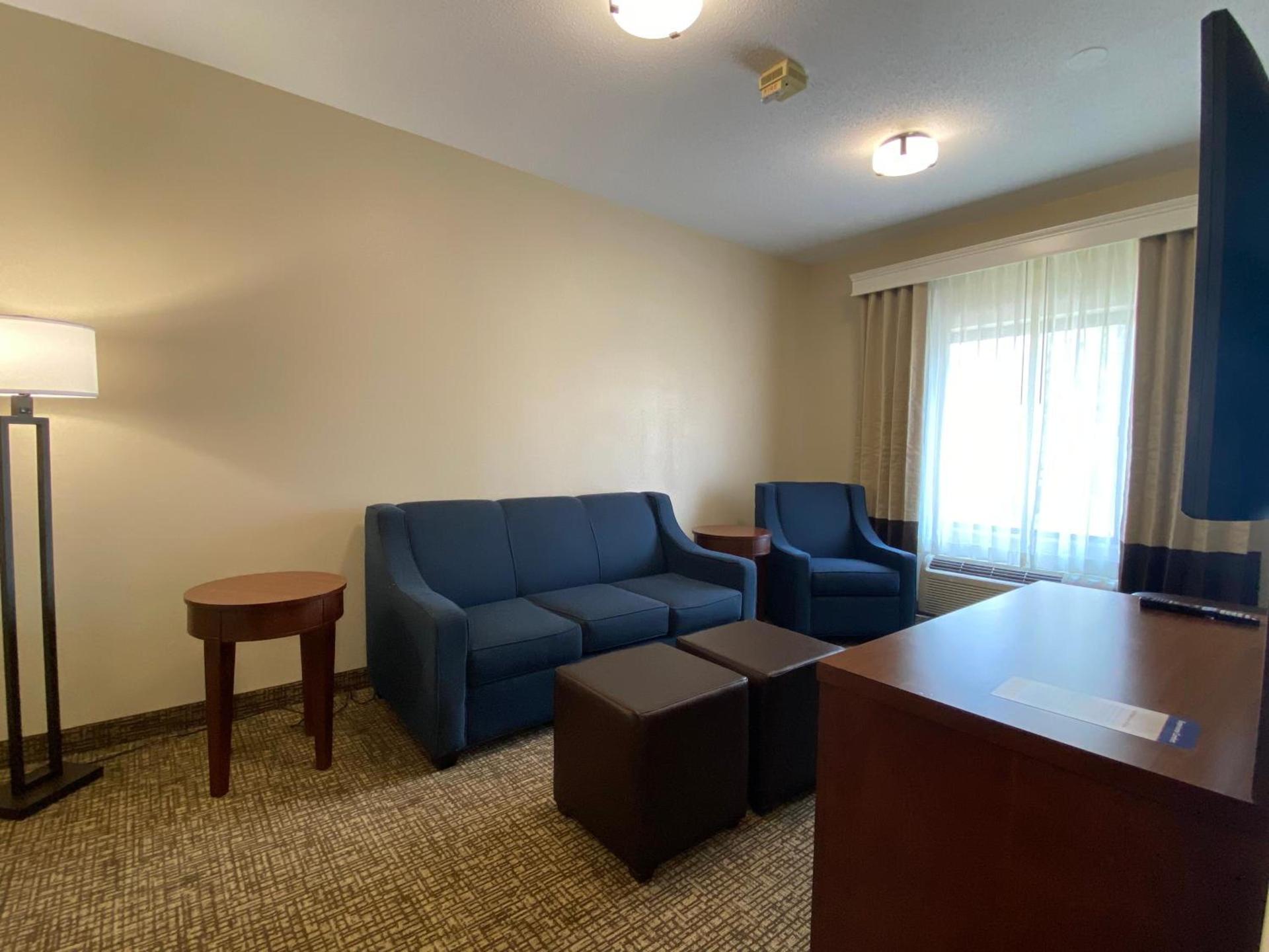 Comfort Inn East Windsor - Springfield photo 46