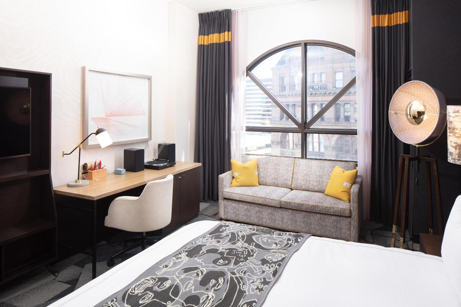 Saint Kate - The Arts Hotel photo 17